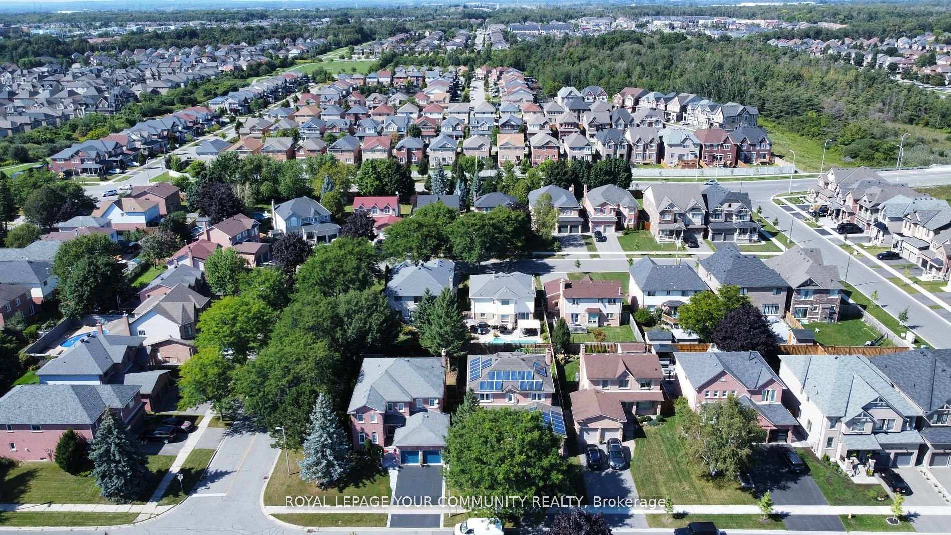 Photo 21 of 52 Lofthouse Drive, Whitby, Rolling Acres — HOMEH