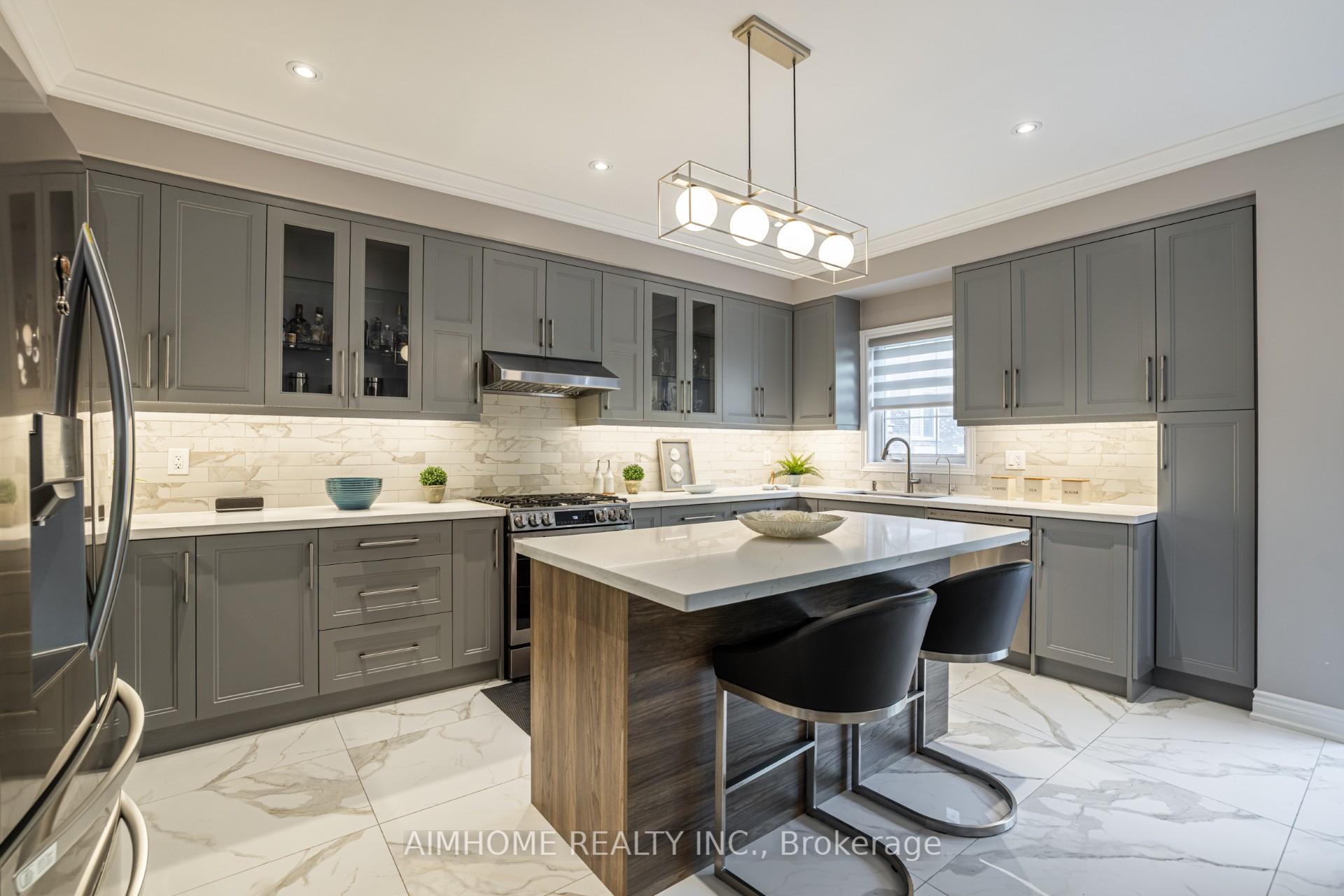 Photo 11 of 83 Wallenberg Drive, Vaughan, Patterson — HOMEH