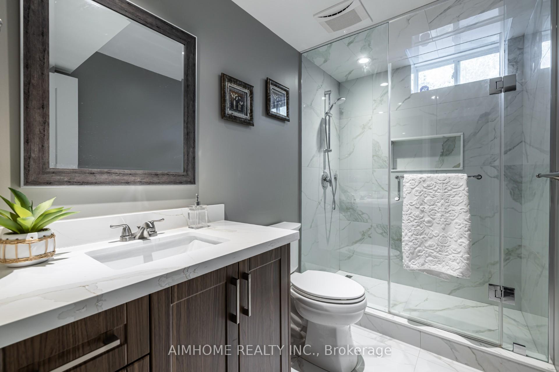 Photo 32 of 83 Wallenberg Drive, Vaughan, Patterson — HOMEH