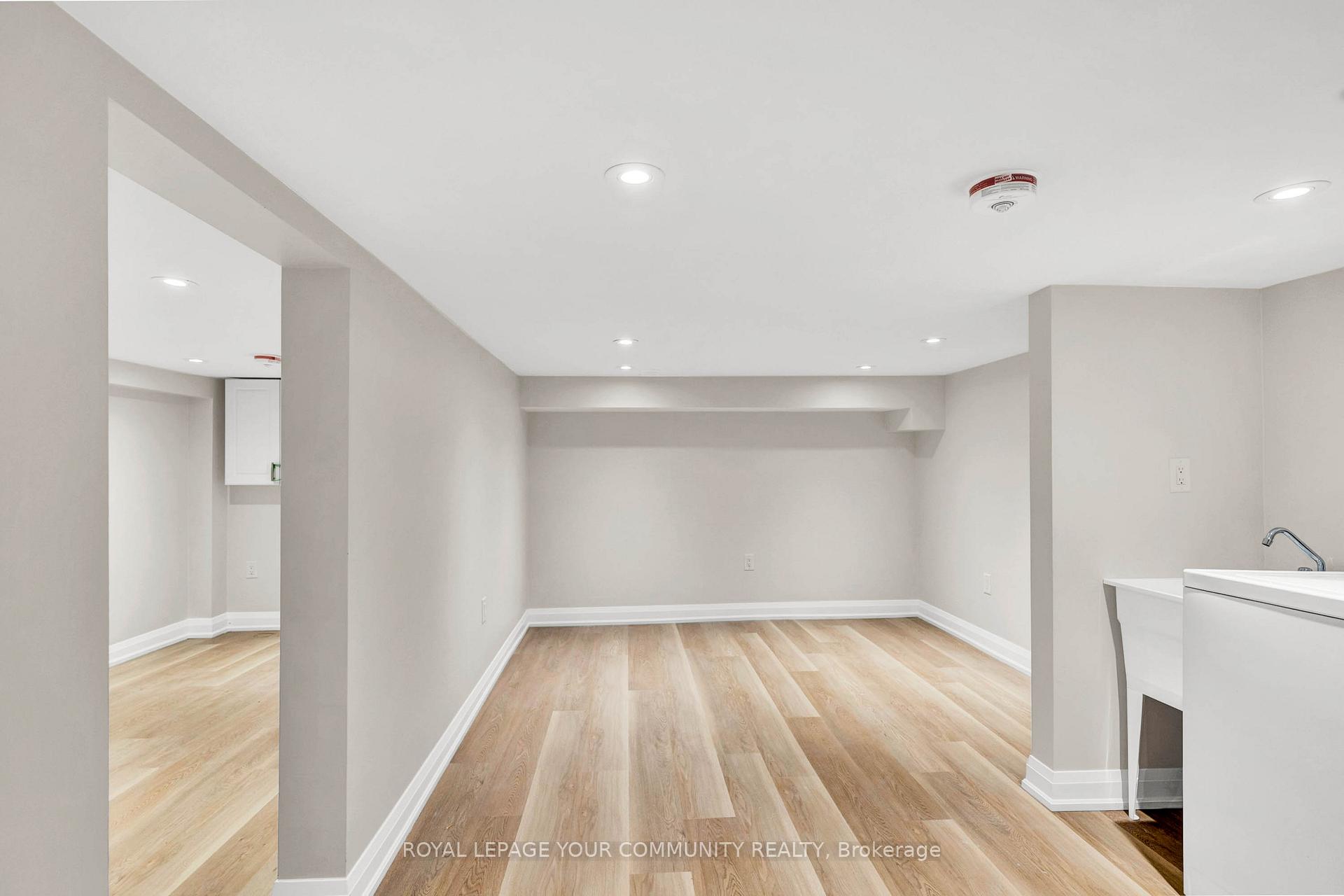 Photo 22 of 141 Clarence Street, Vaughan, West Woodbridge — HOMEH
