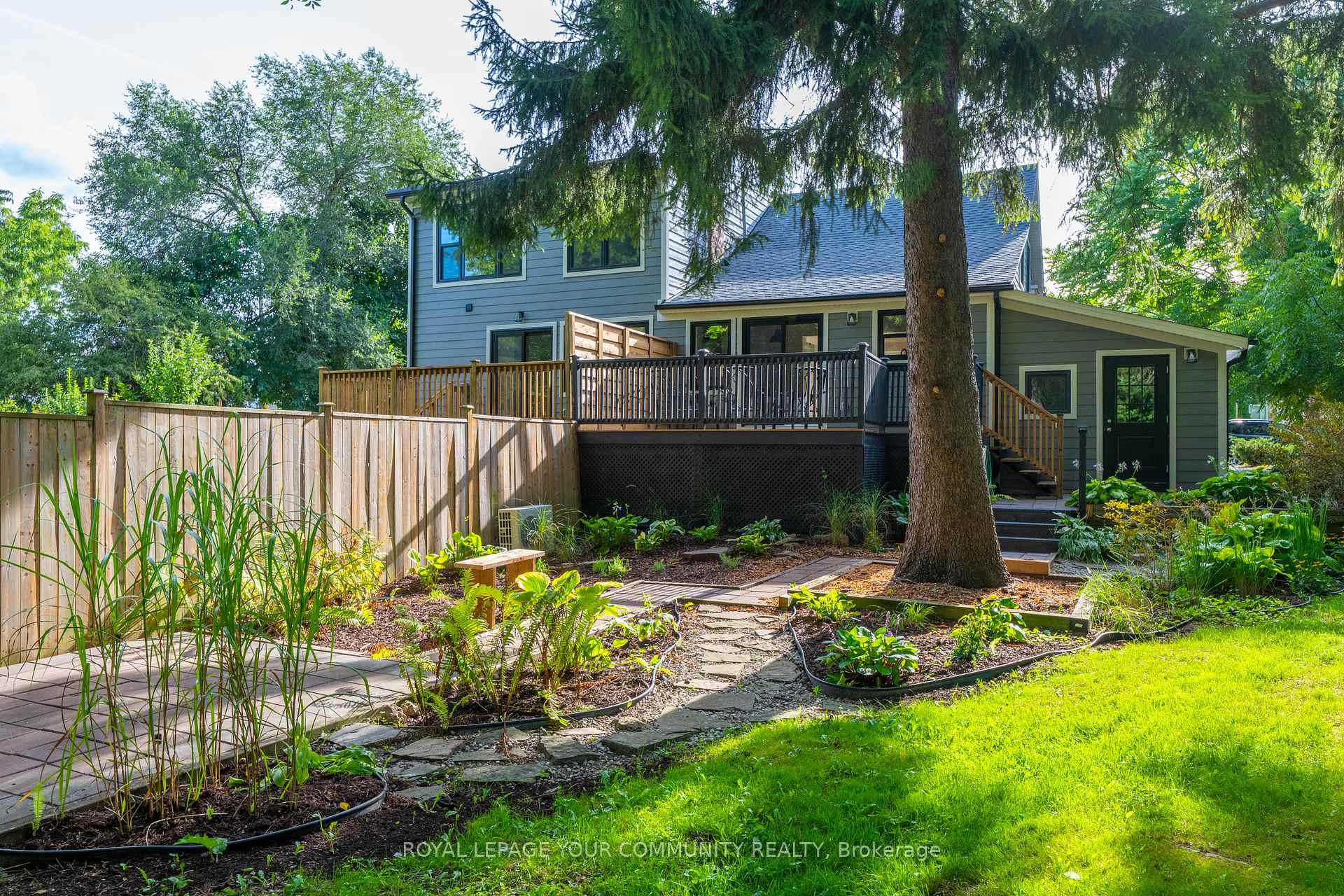 Photo 27 of 141 Clarence Street, Vaughan, West Woodbridge — HOMEH