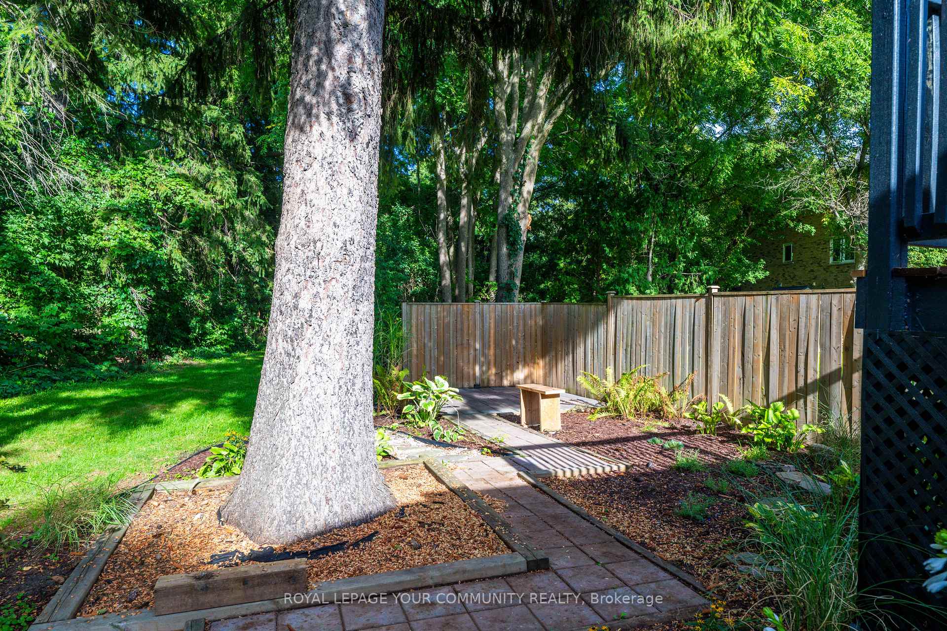 Photo 28 of 141 Clarence Street, Vaughan, West Woodbridge — HOMEH