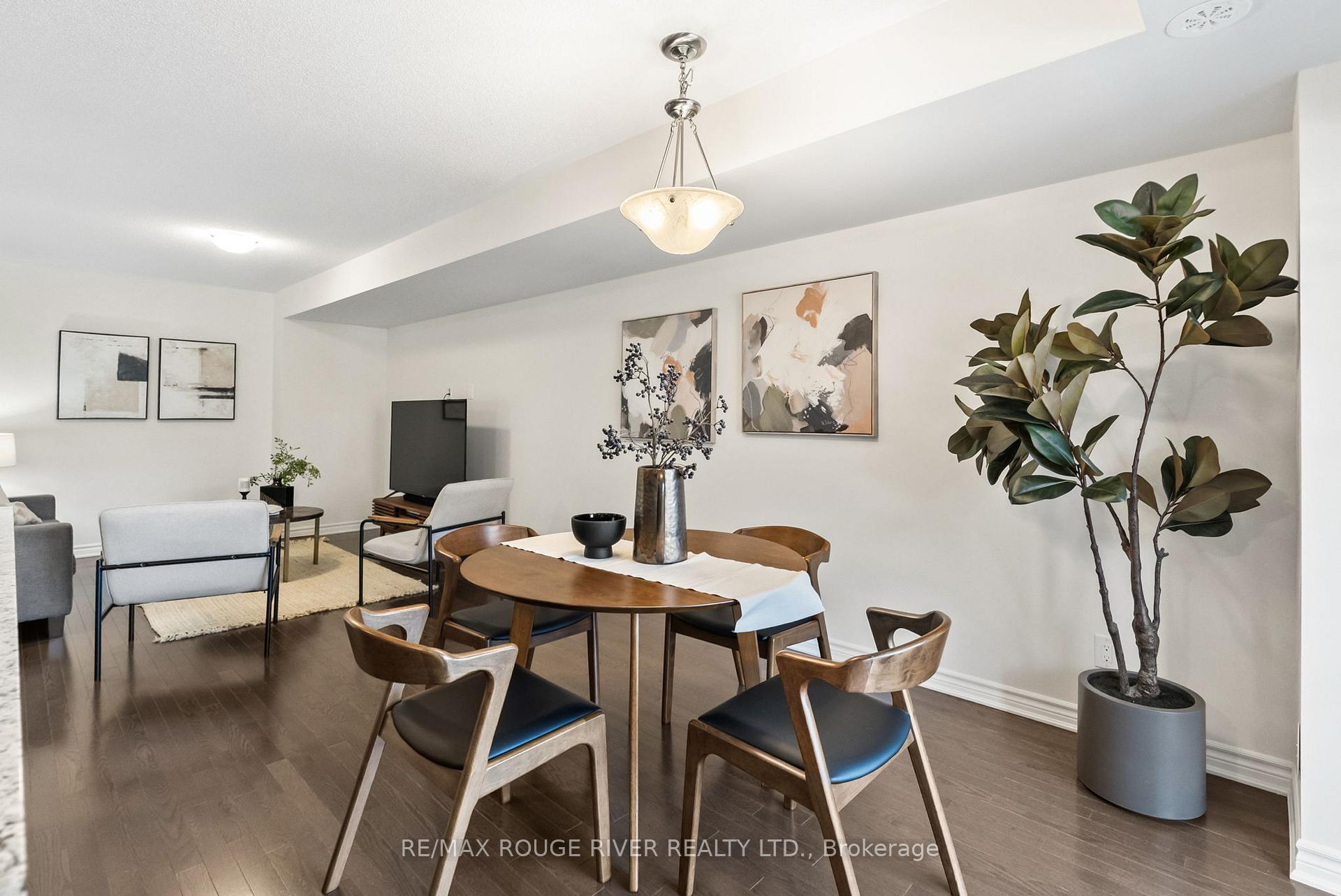 Photo 17 of 16 Mappin Way, Whitby, Rolling Acres — HOMEH