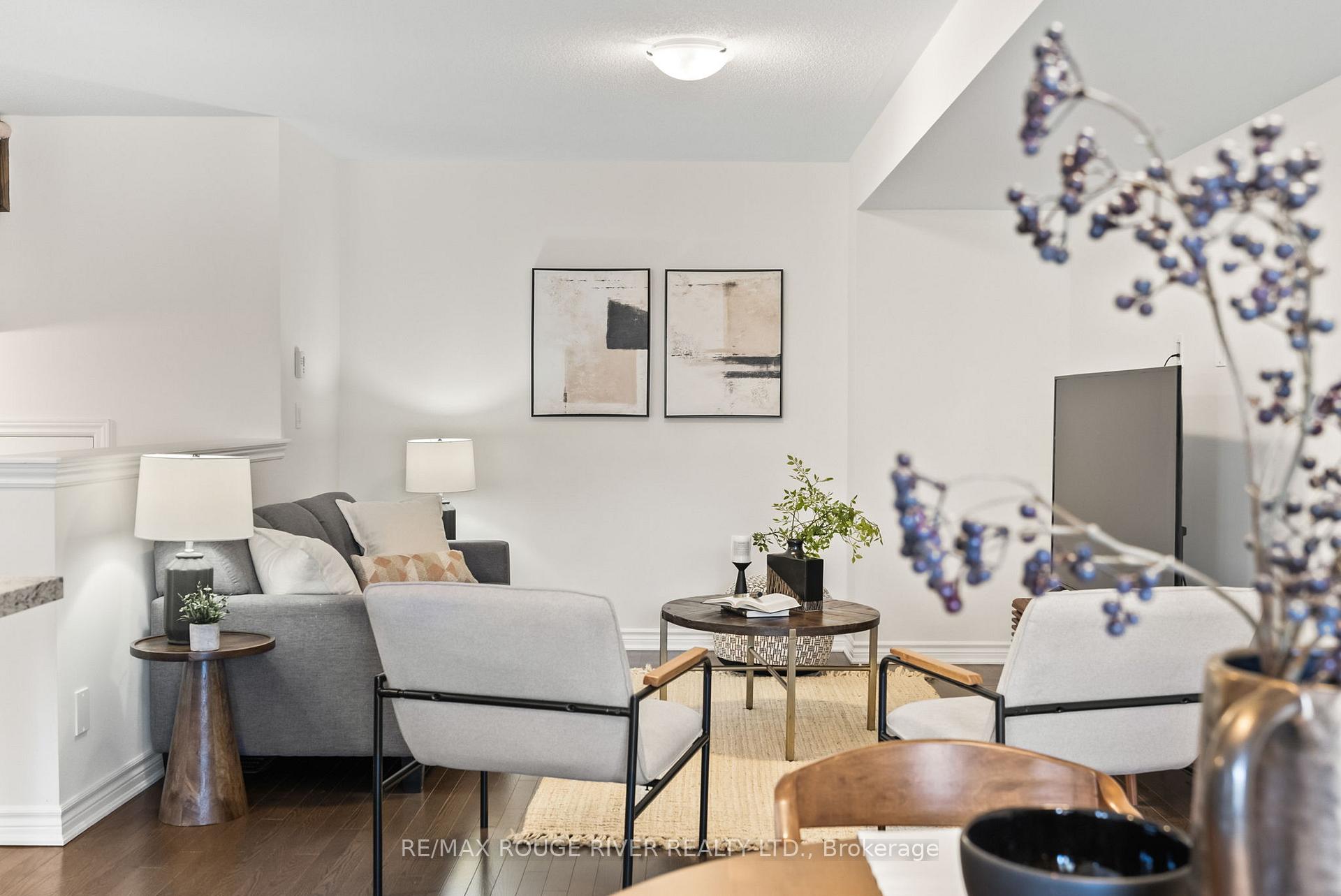 Photo 18 of 16 Mappin Way, Whitby, Rolling Acres — HOMEH