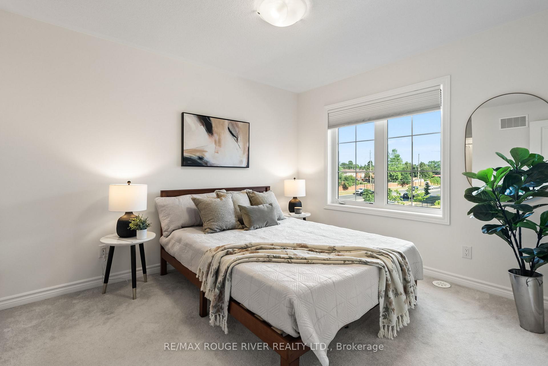 Photo 26 of 16 Mappin Way, Whitby, Rolling Acres — HOMEH