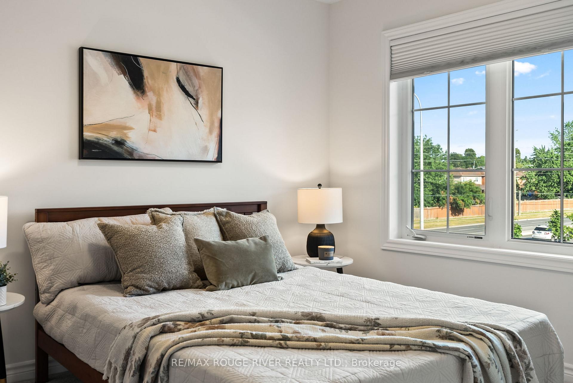 Photo 27 of 16 Mappin Way, Whitby, Rolling Acres — HOMEH