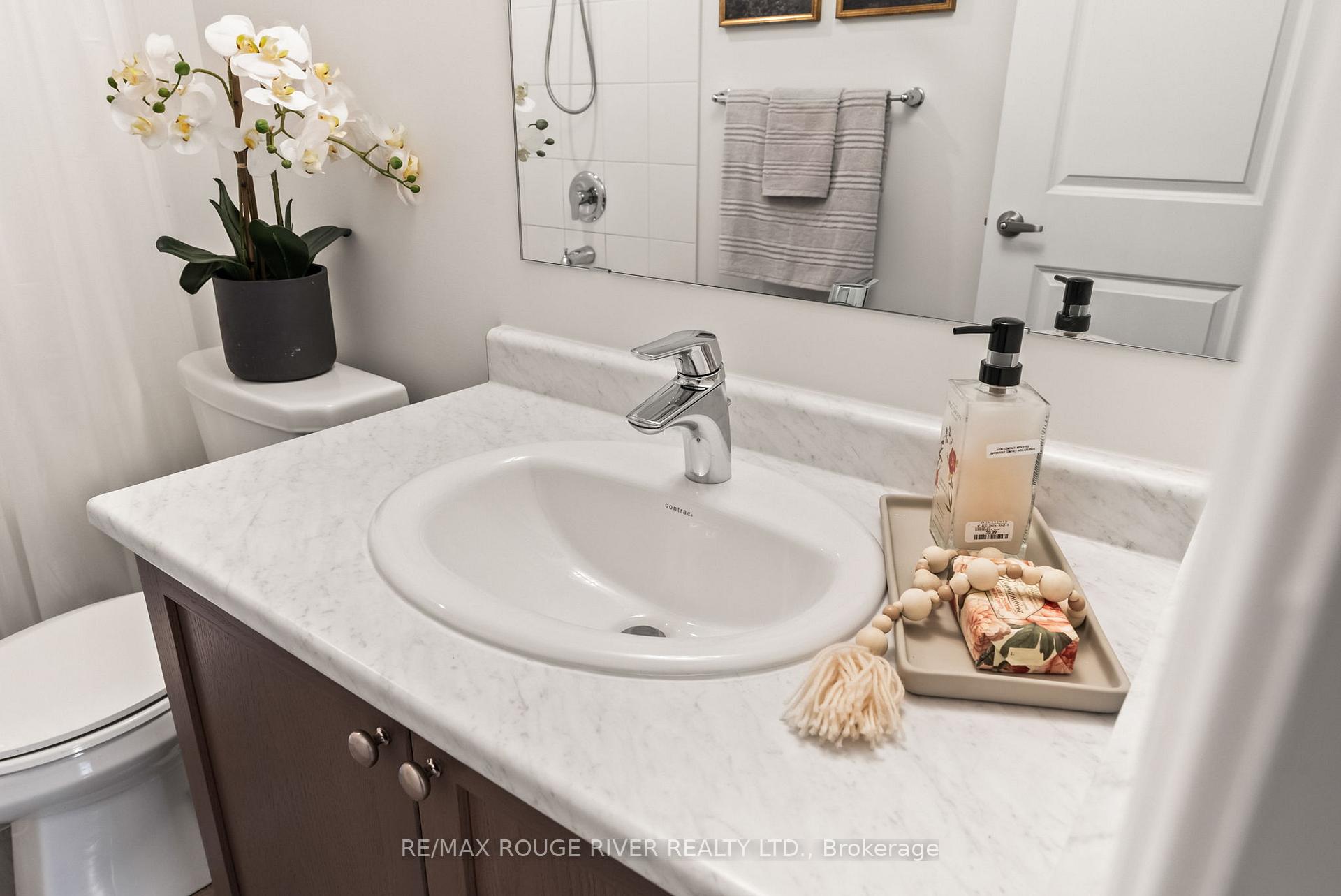 Photo 32 of 16 Mappin Way, Whitby, Rolling Acres — HOMEH