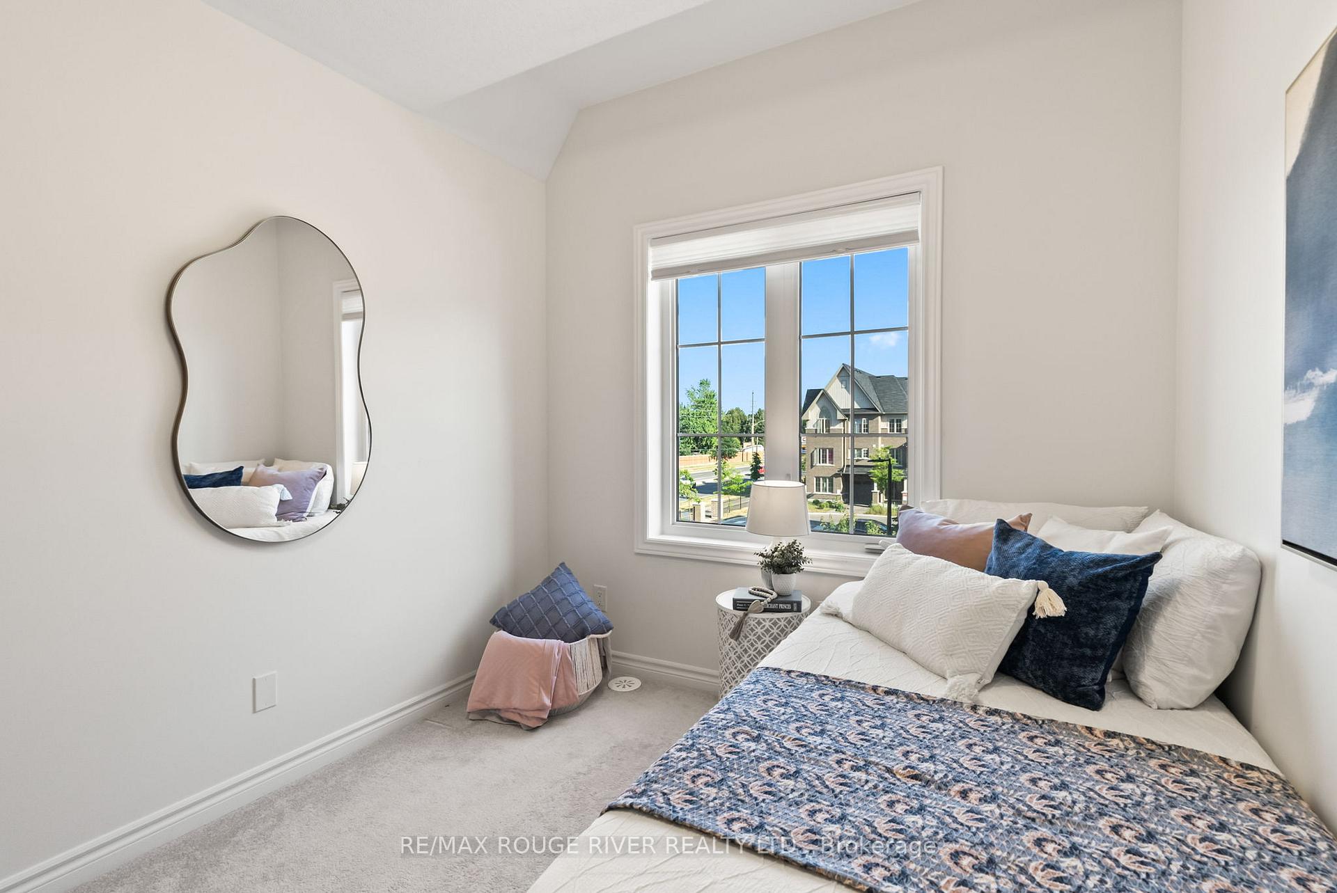 Photo 35 of 16 Mappin Way, Whitby, Rolling Acres — HOMEH