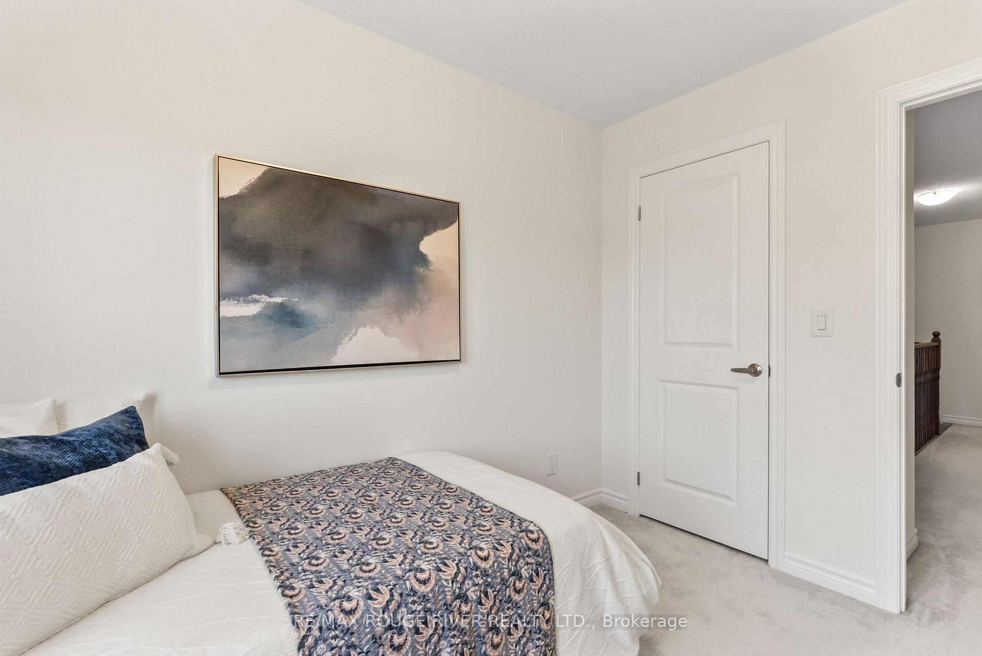 Photo 36 of 16 Mappin Way, Whitby, Rolling Acres — HOMEH