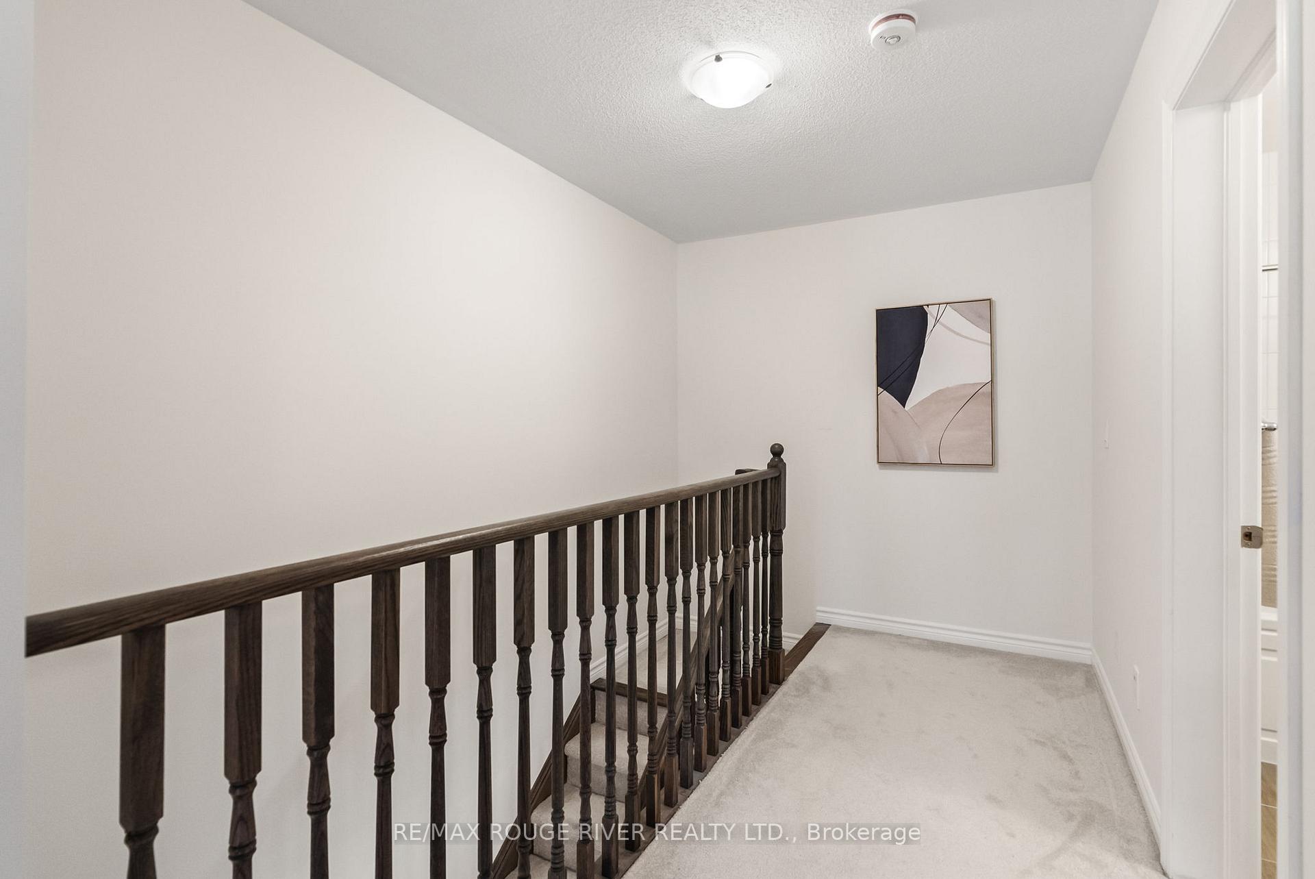 Photo 37 of 16 Mappin Way, Whitby, Rolling Acres — HOMEH