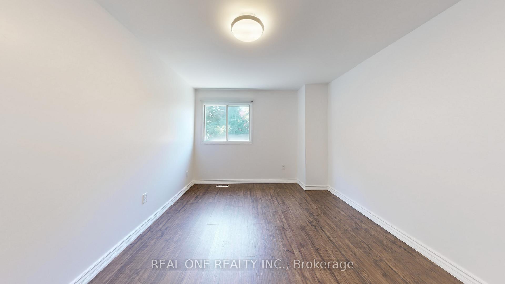 Photo 30 of 68 Large Crescent, Ajax, Central West — HOMEH
