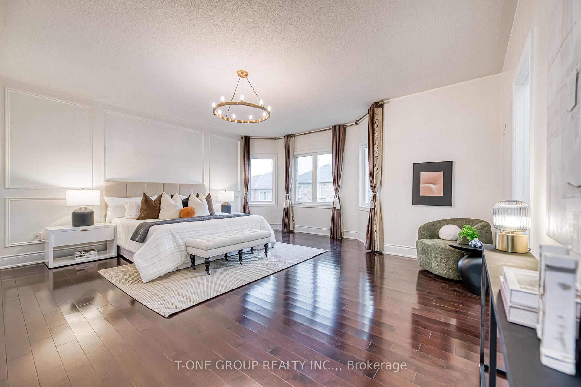 Photo 23 of 20 Aegis Drive, Vaughan, Patterson — HOMEH