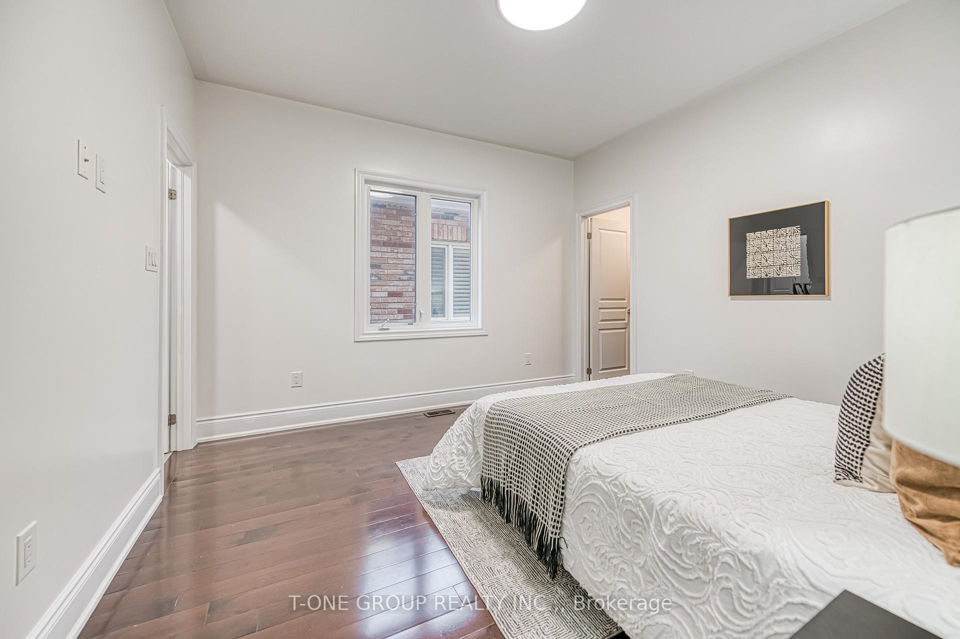 Photo 30 of 20 Aegis Drive, Vaughan, Patterson — HOMEH