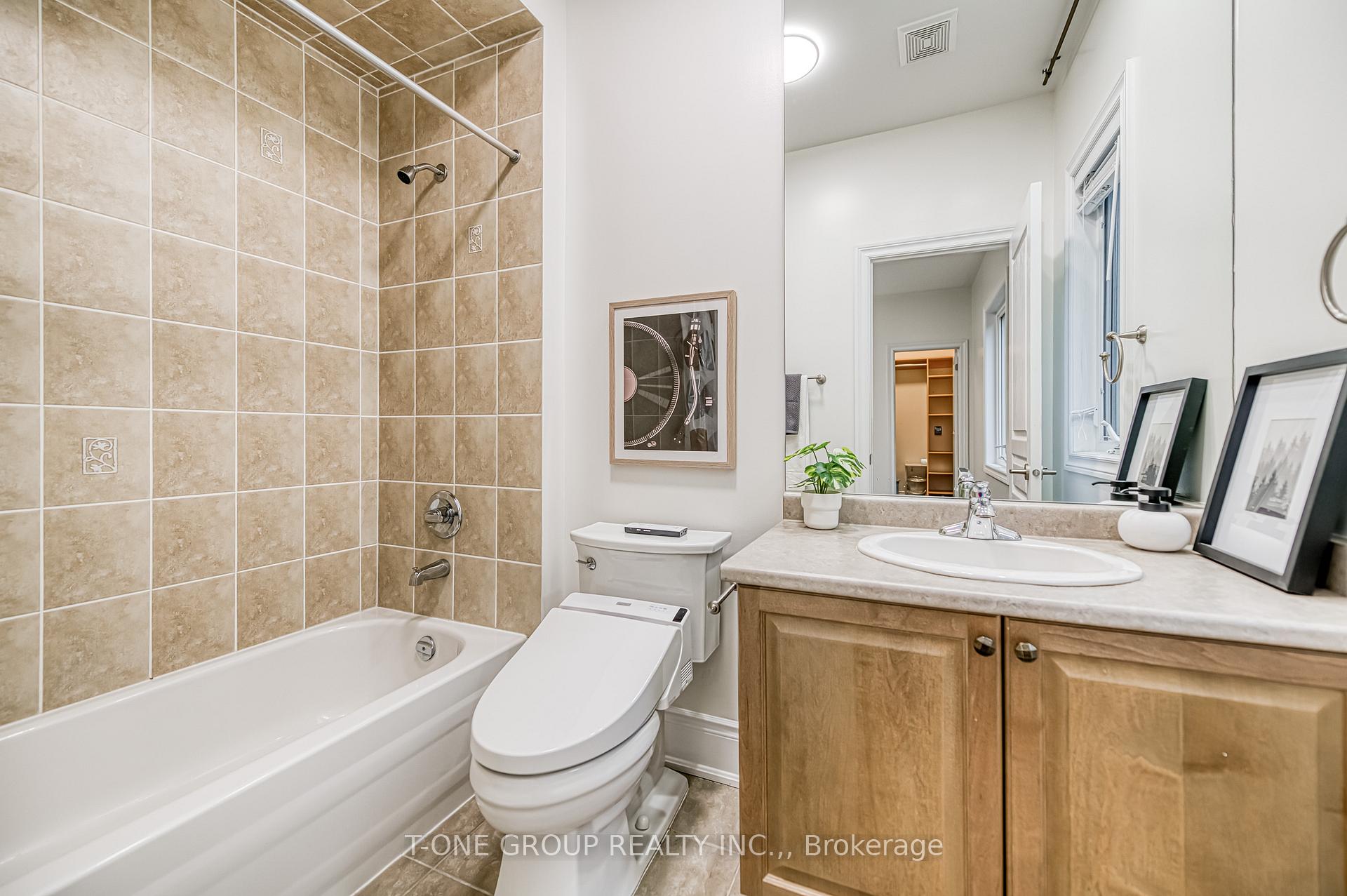 Photo 31 of 20 Aegis Drive, Vaughan, Patterson — HOMEH
