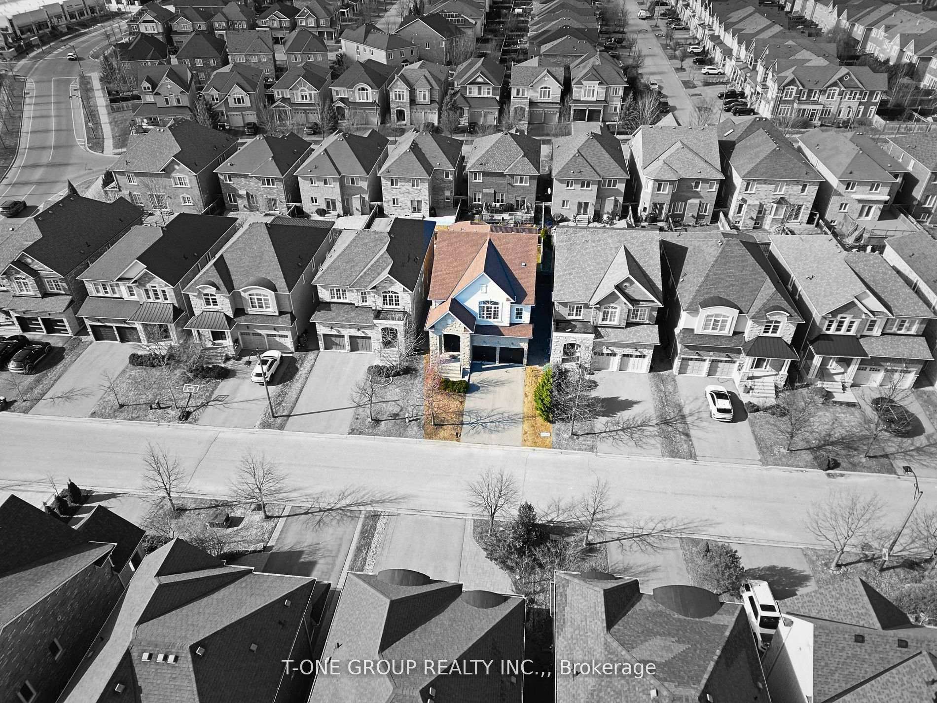 Photo 38 of 20 Aegis Drive, Vaughan, Patterson — HOMEH