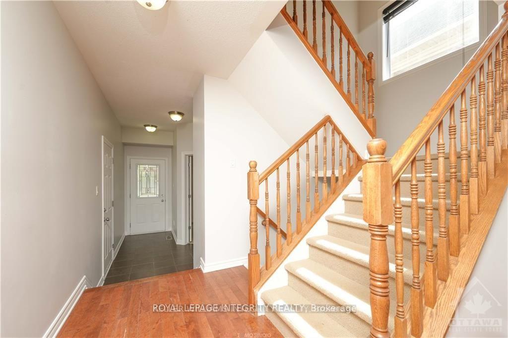 Photo 15 of 432 Temiskaming Crescent, Ottawa, Barrhaven - Strandherd — HOMEH