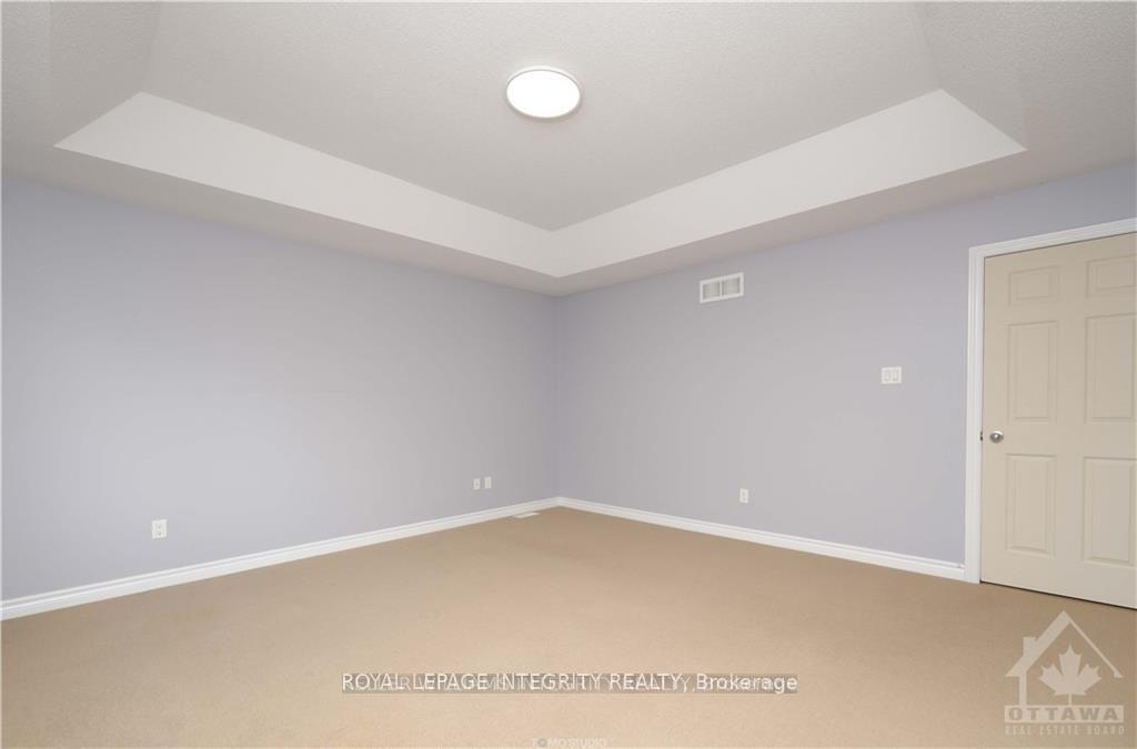 Photo 12 of 432 Temiskaming Crescent, Ottawa, Barrhaven - Strandherd — HOMEH