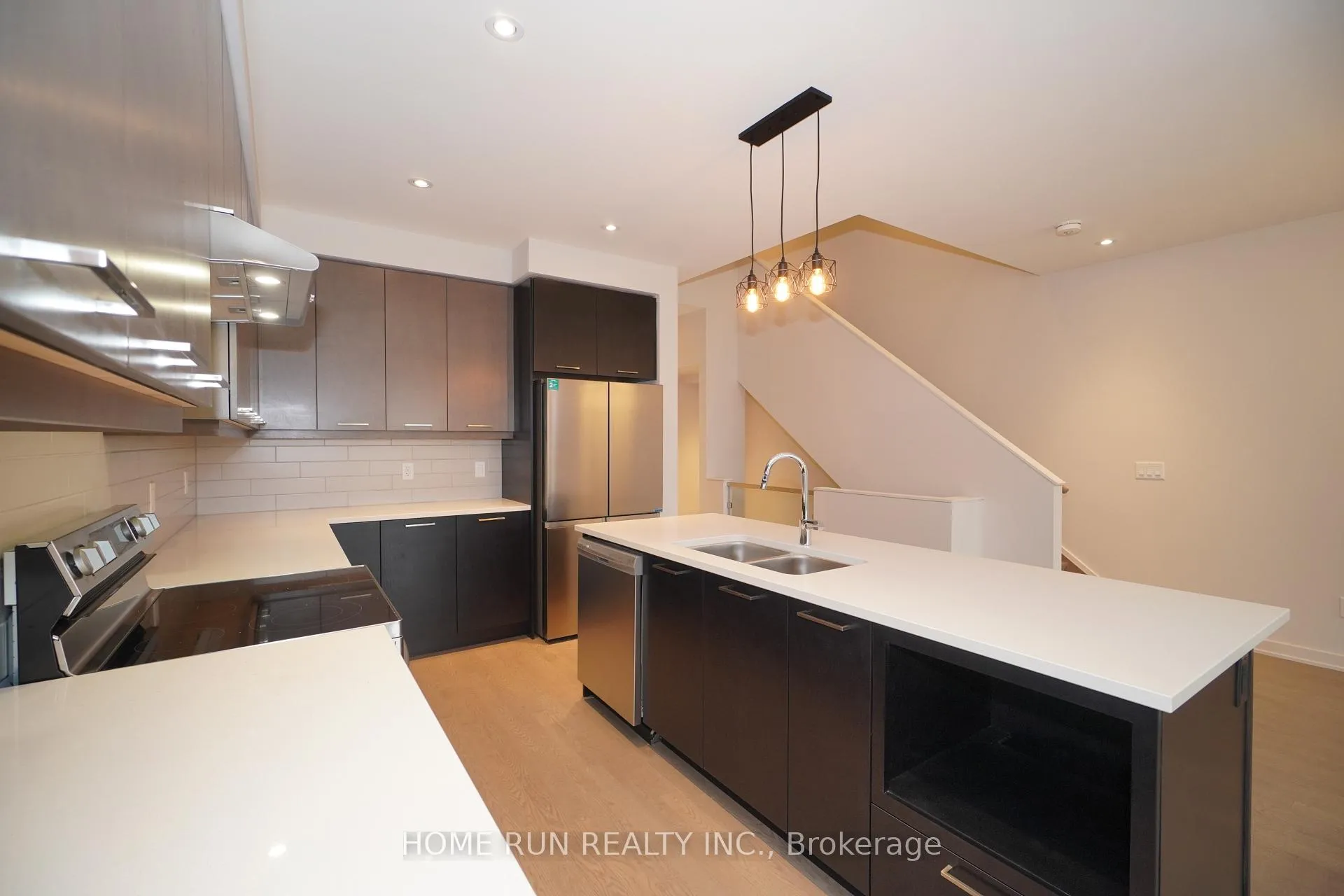 Photo 6 of 770 Solarium Avenue, Ottawa, Riverside South/Gloucester Glen — HOMEH