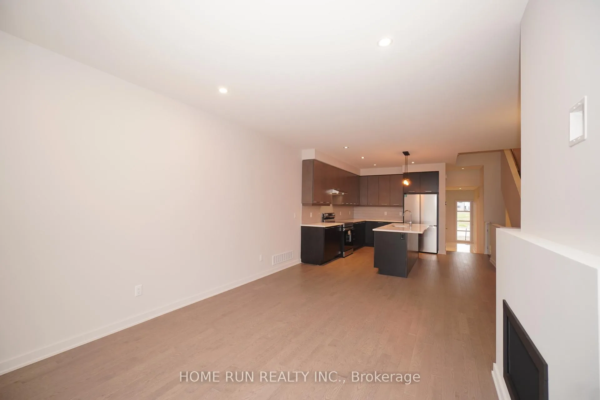 Photo 12 of 770 Solarium Avenue, Ottawa, Riverside South/Gloucester Glen — HOMEH