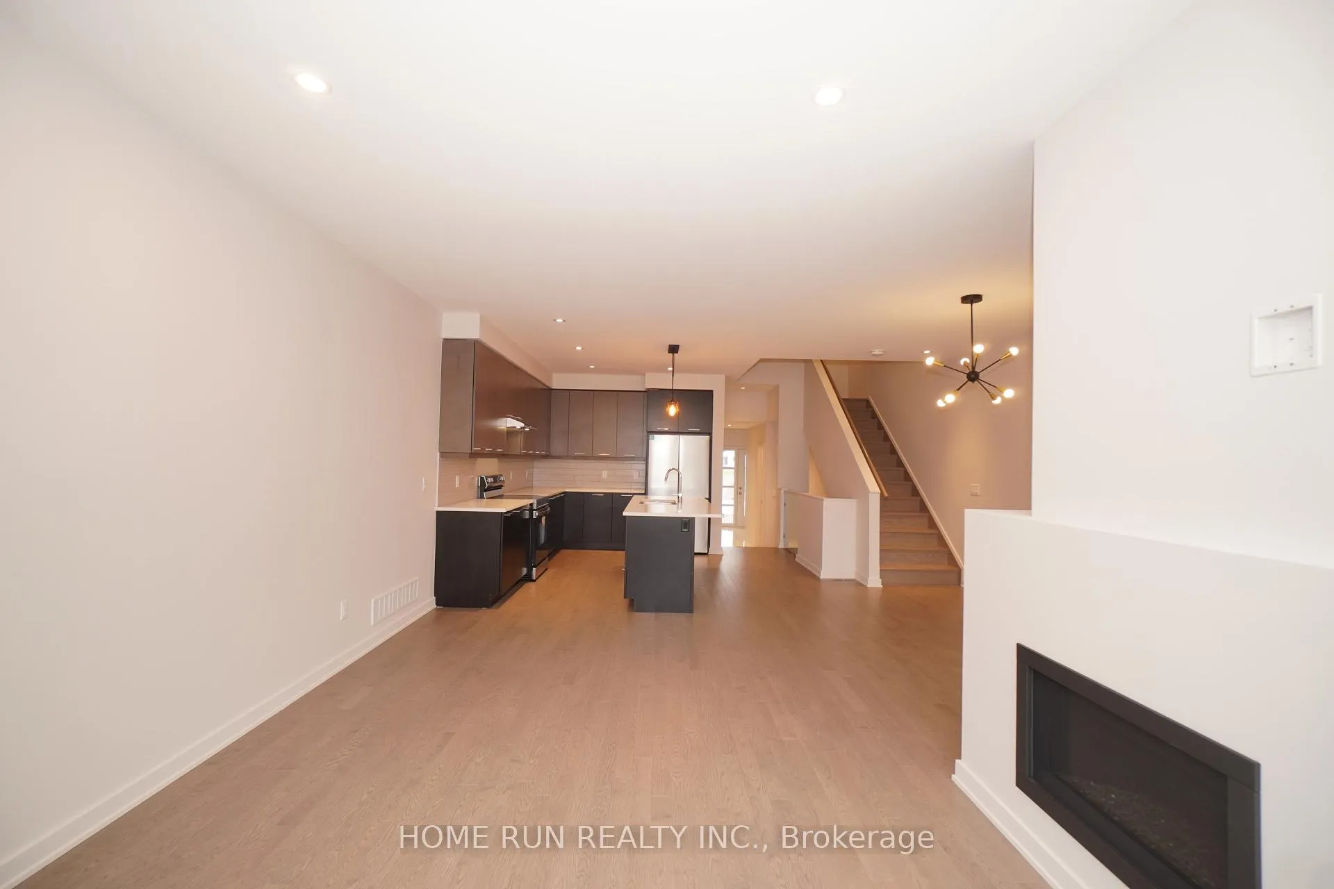 Photo 14 of 770 Solarium Avenue, Ottawa, Riverside South/Gloucester Glen — HOMEH