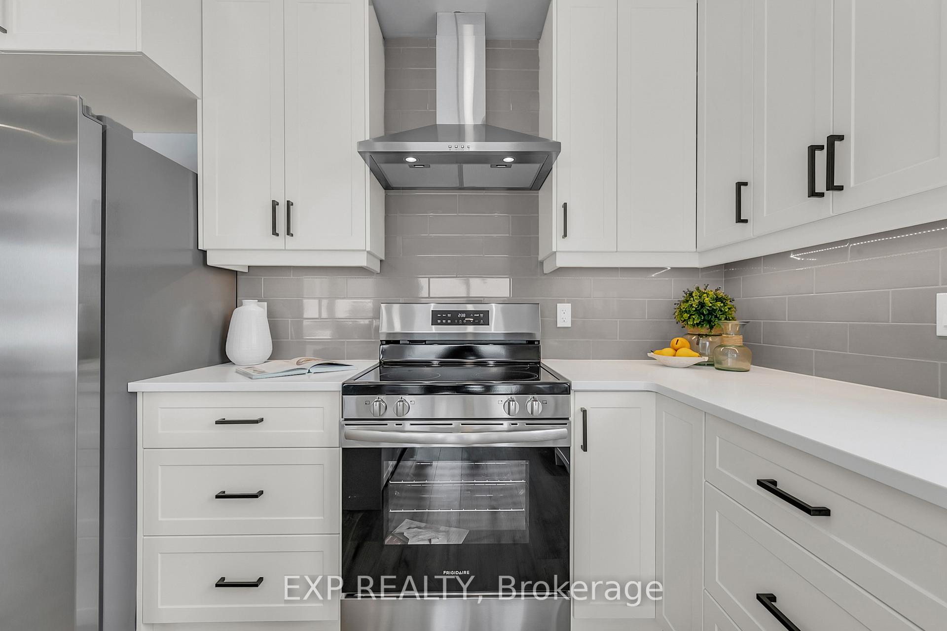 Photo 11 of Unit A, 29 Park Avenue, Woolwich — HOMEH
