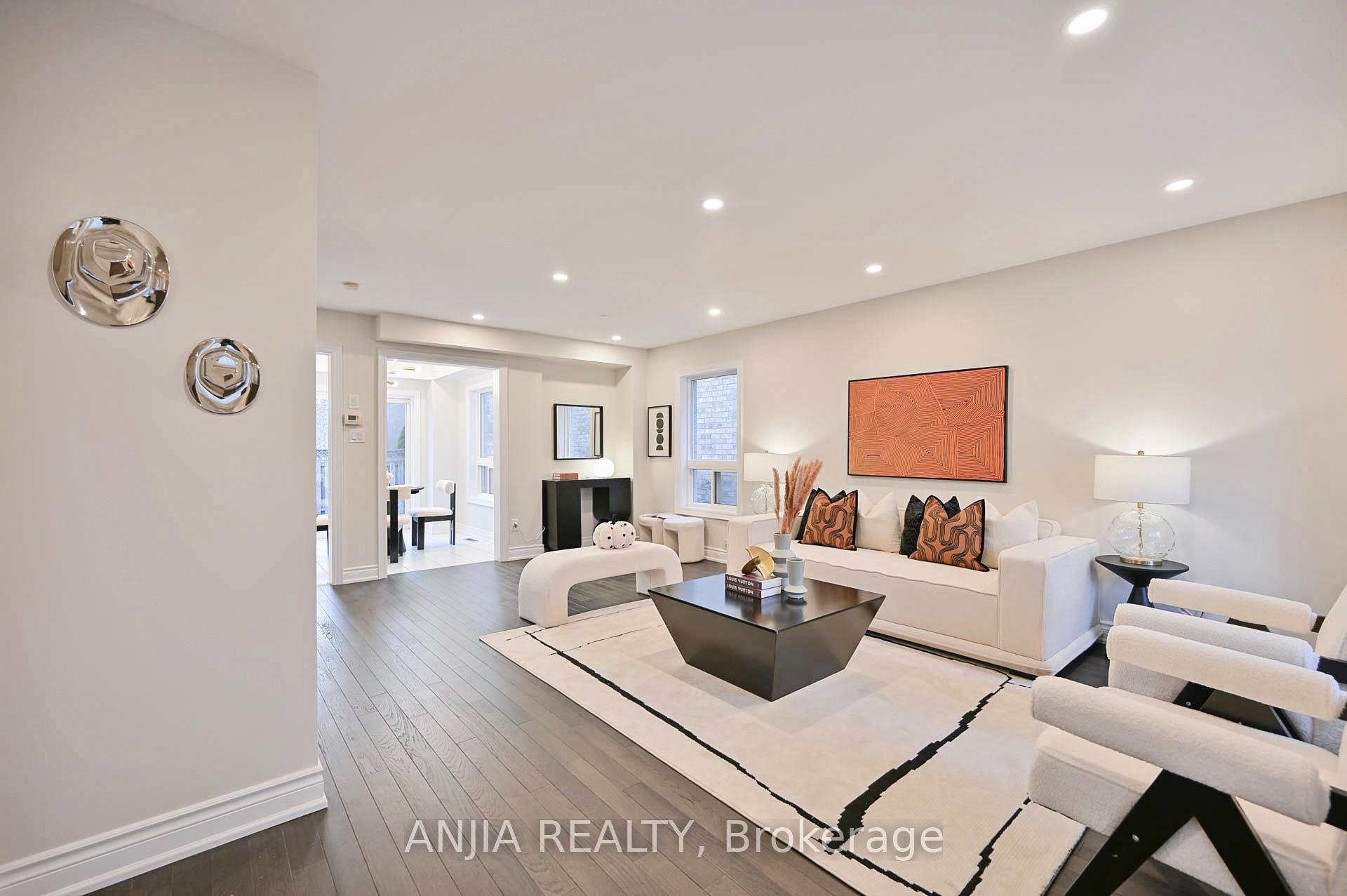 Photo 3 of 81 Stotts Crescent, Markham, Wismer — HOMEH