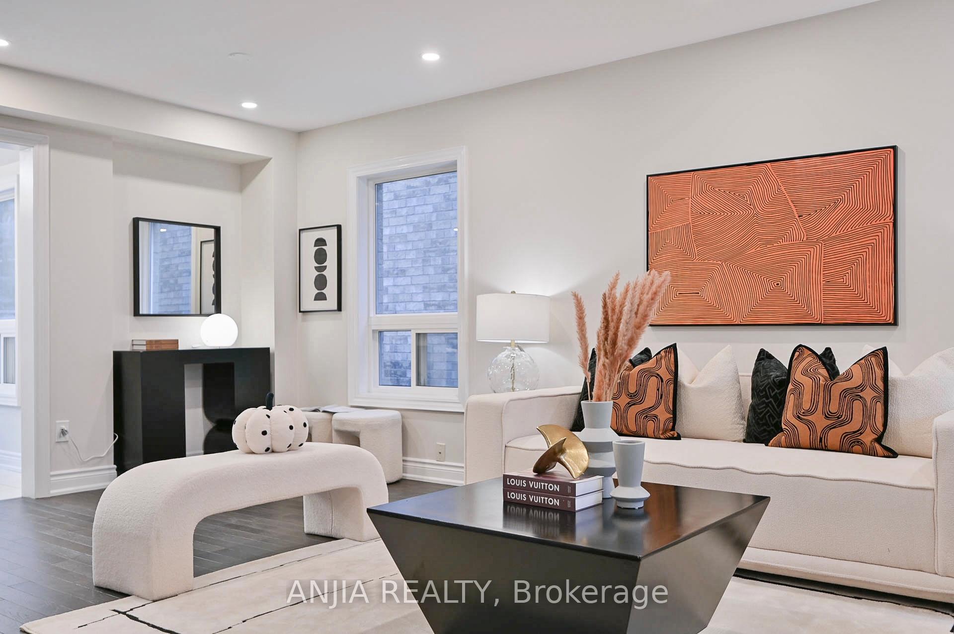 Photo 5 of 81 Stotts Crescent, Markham, Wismer — HOMEH