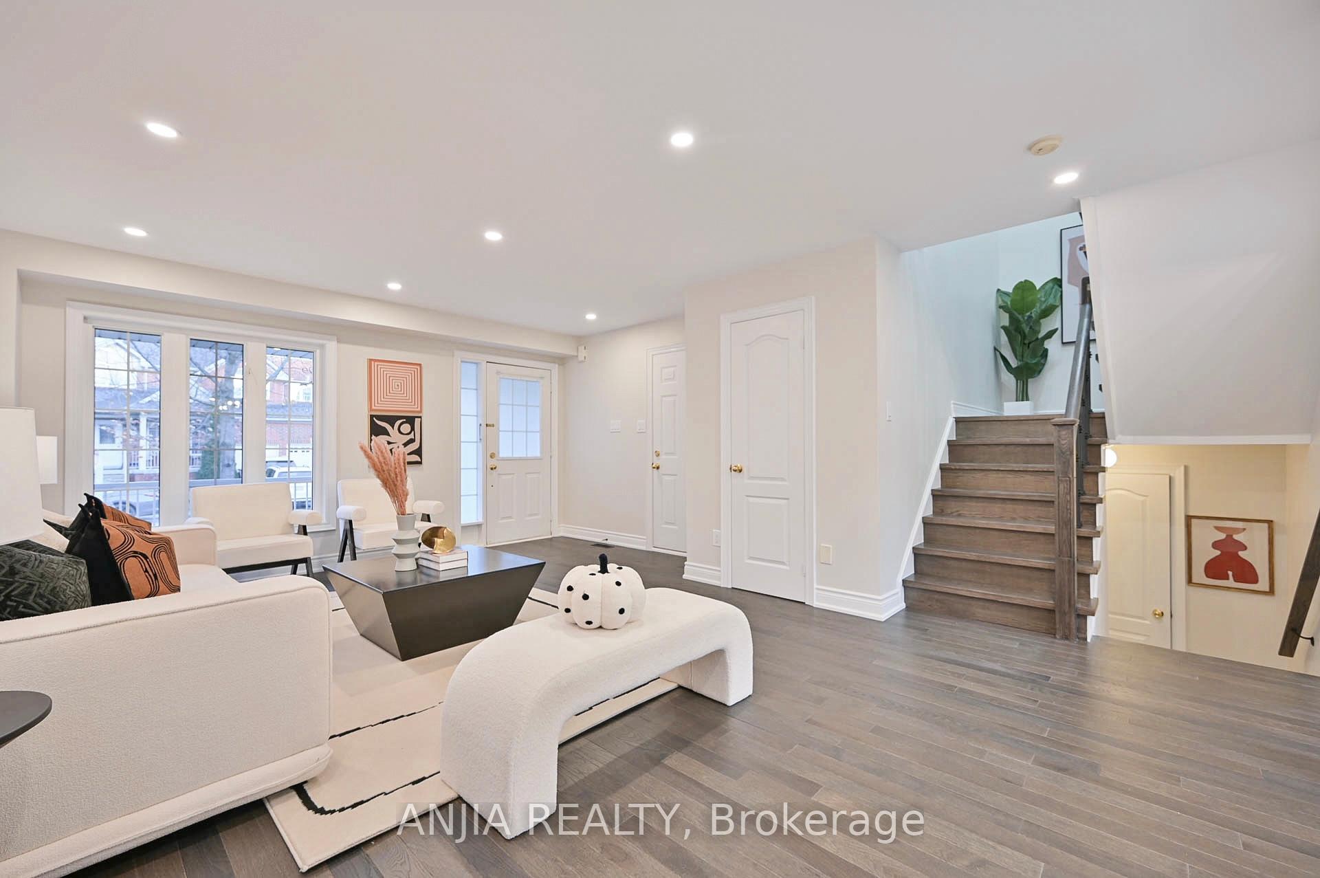 Photo 9 of 81 Stotts Crescent, Markham, Wismer — HOMEH
