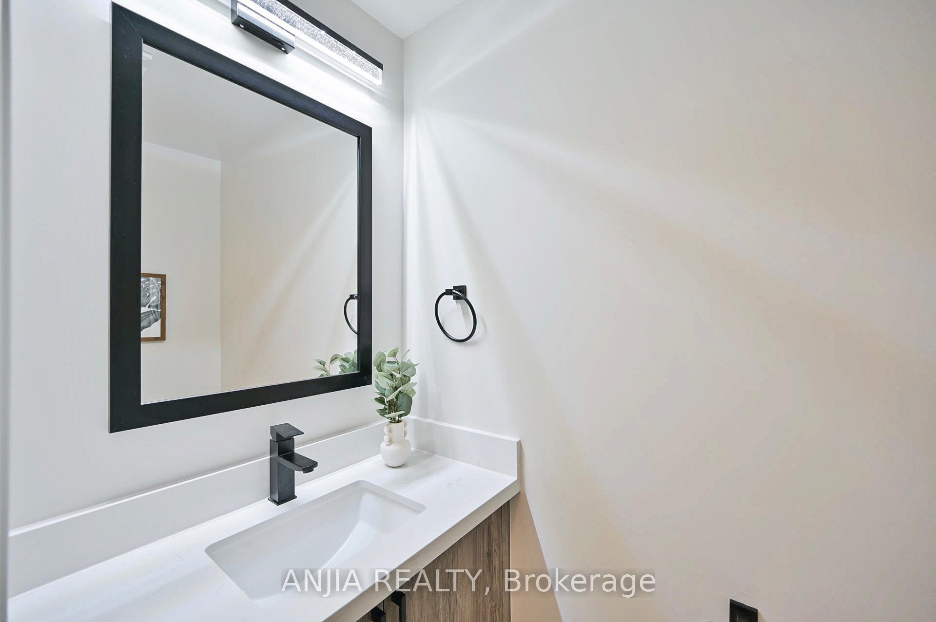 Photo 17 of 81 Stotts Crescent, Markham, Wismer — HOMEH