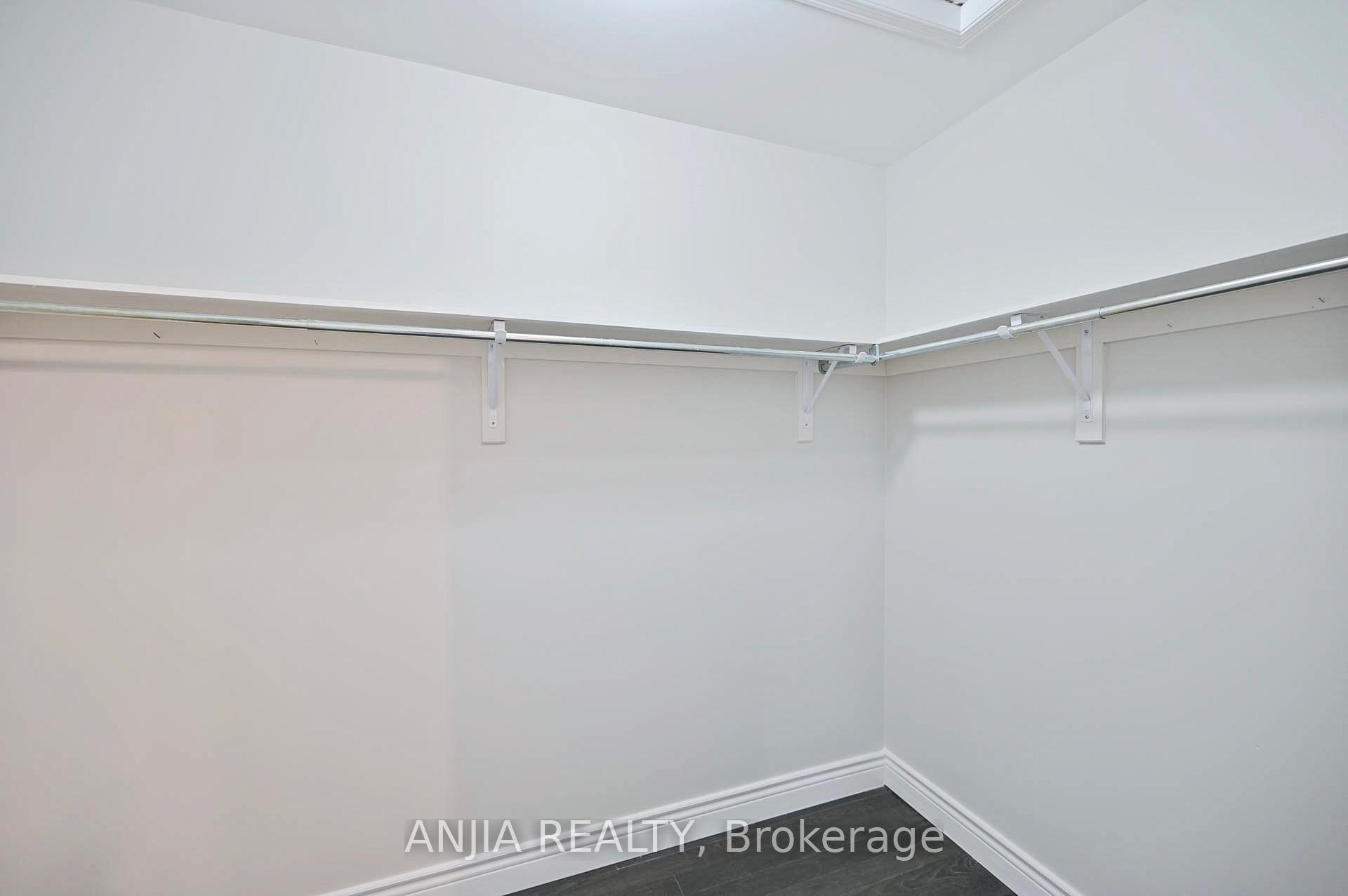 Photo 24 of 81 Stotts Crescent, Markham, Wismer — HOMEH