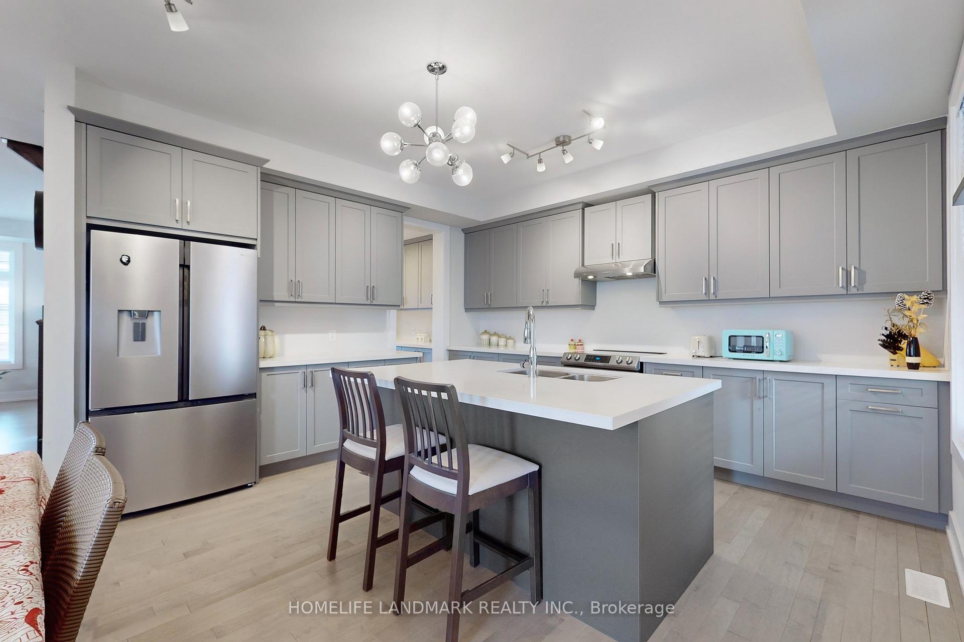 Photo 11 of 25 York Downs Boulevard, Markham, Angus Glen — HOMEH