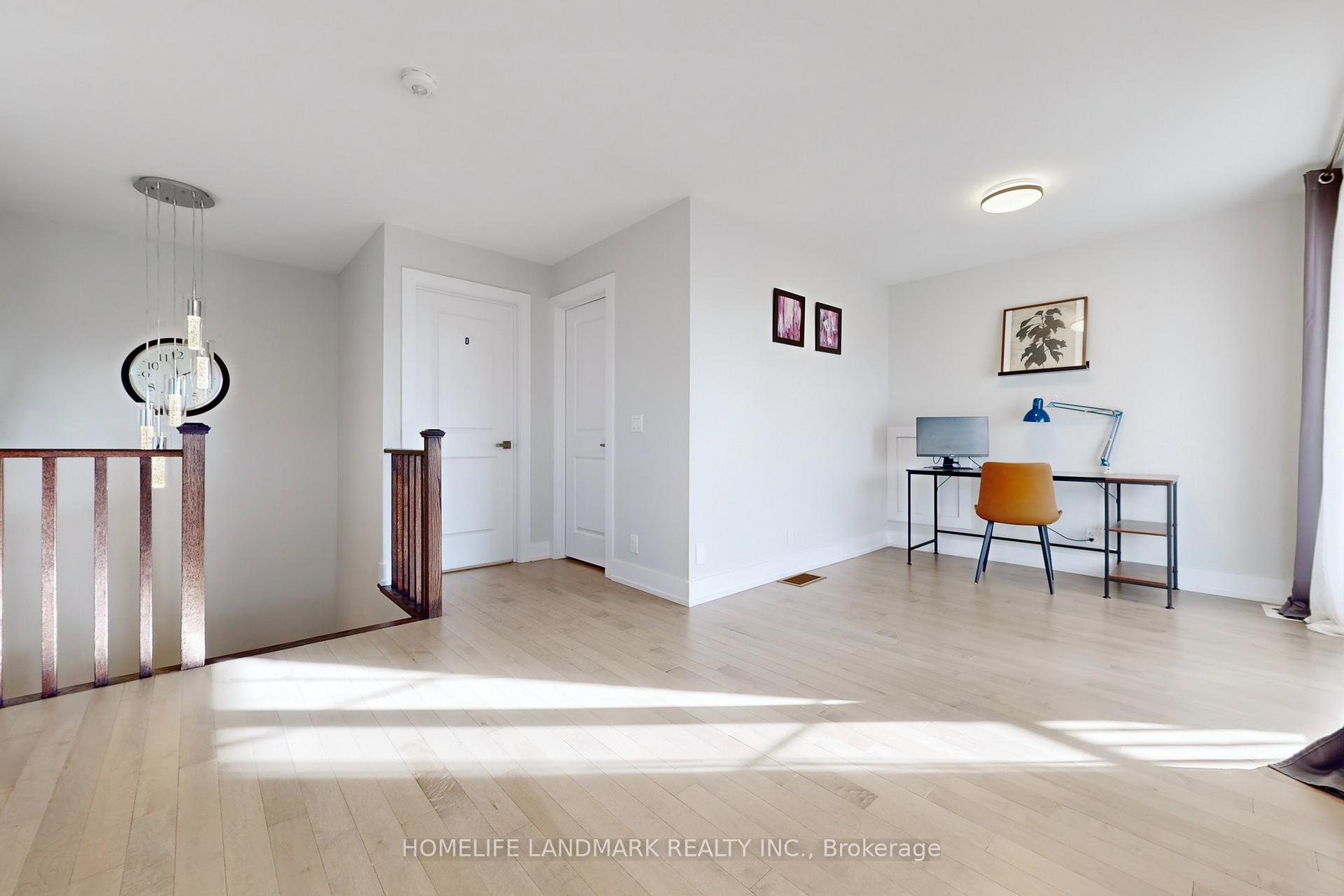 Photo 28 of 25 York Downs Boulevard, Markham, Angus Glen — HOMEH