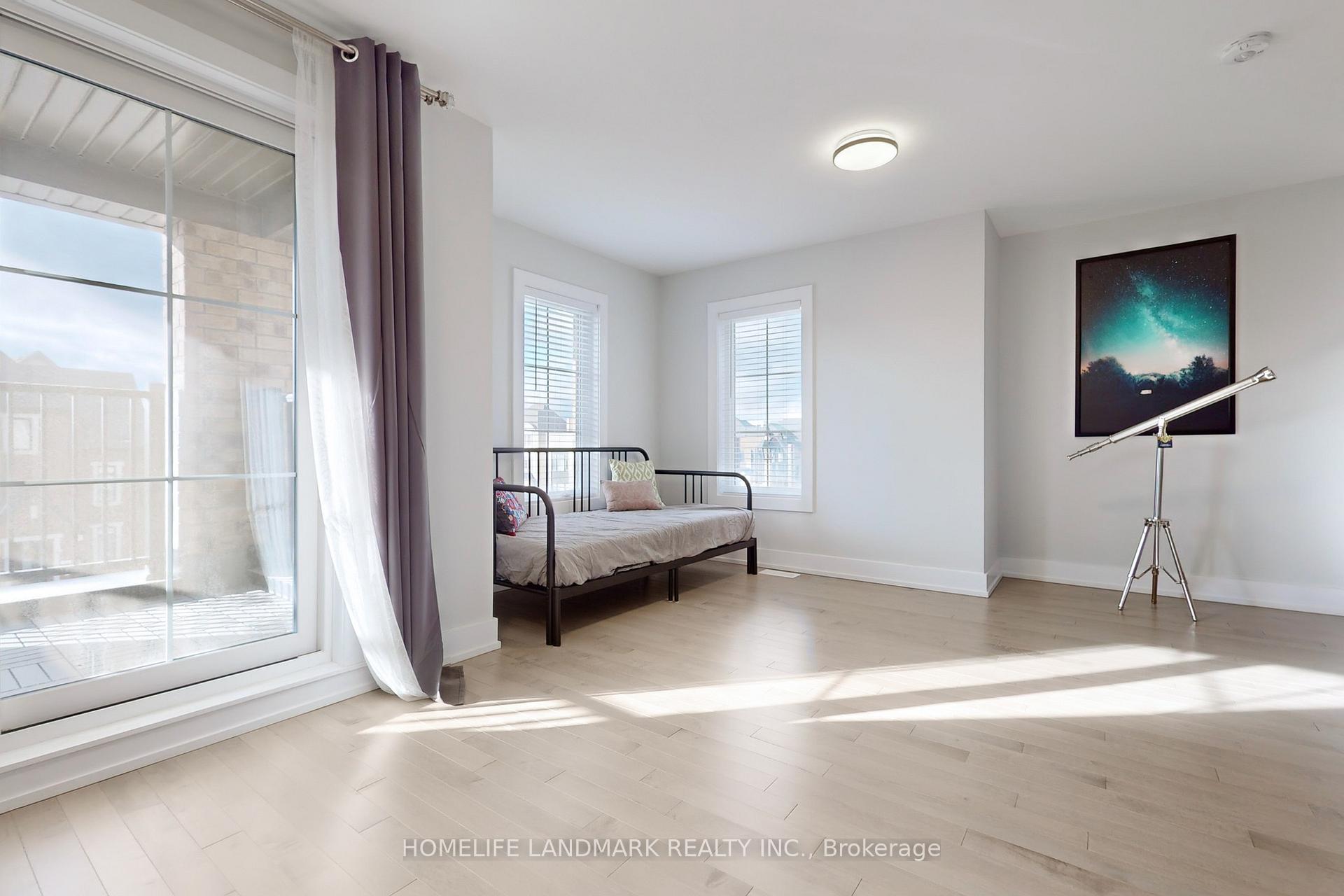 Photo 29 of 25 York Downs Boulevard, Markham, Angus Glen — HOMEH