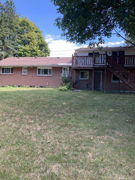 Photo 12 of 152 Thickson Road N, Whitby, Blue Grass Meadows — HOMEH