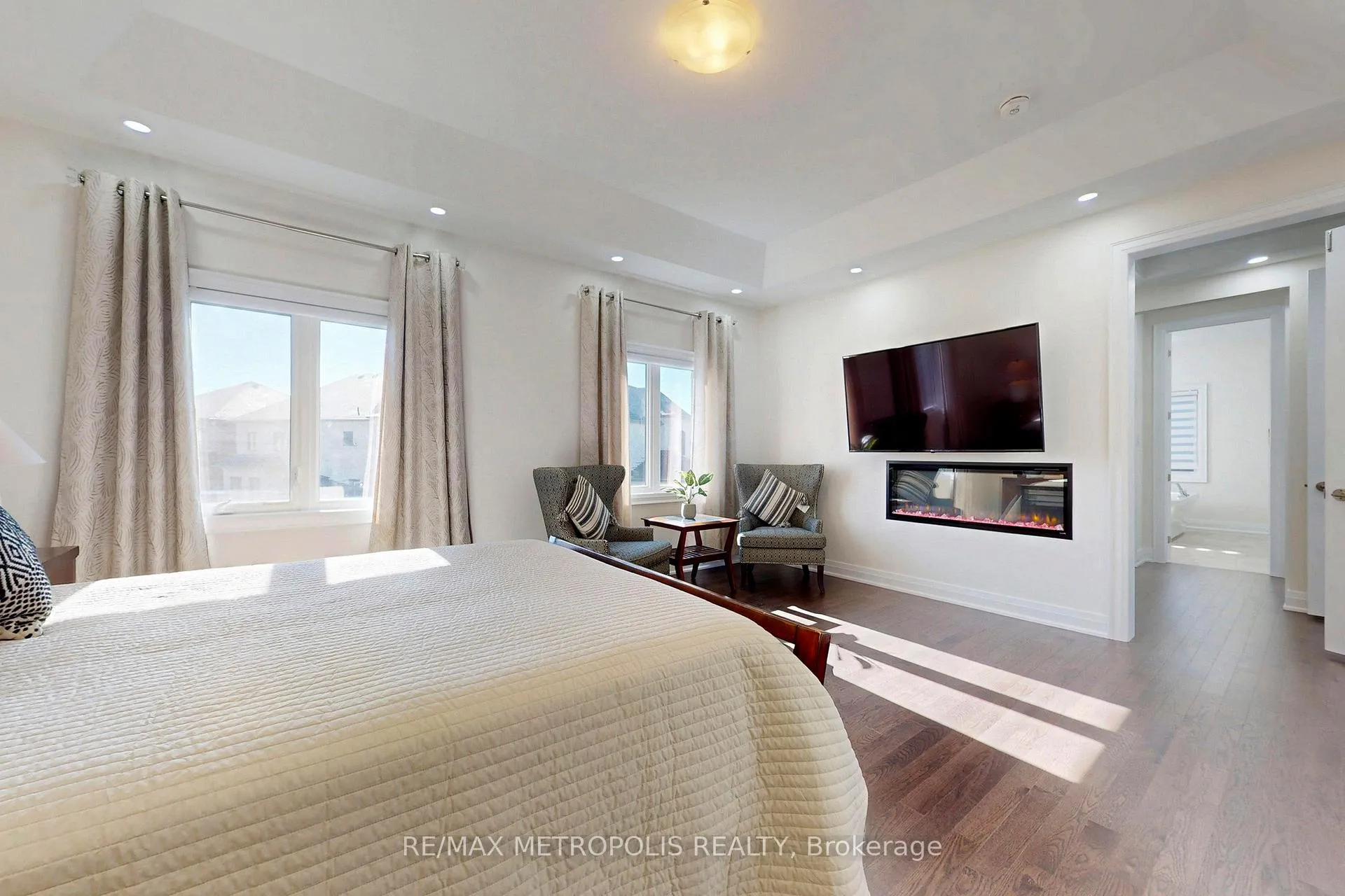 Photo 27 of 163 Ballantyne Boulevard, Vaughan, Vellore Village — HOMEH