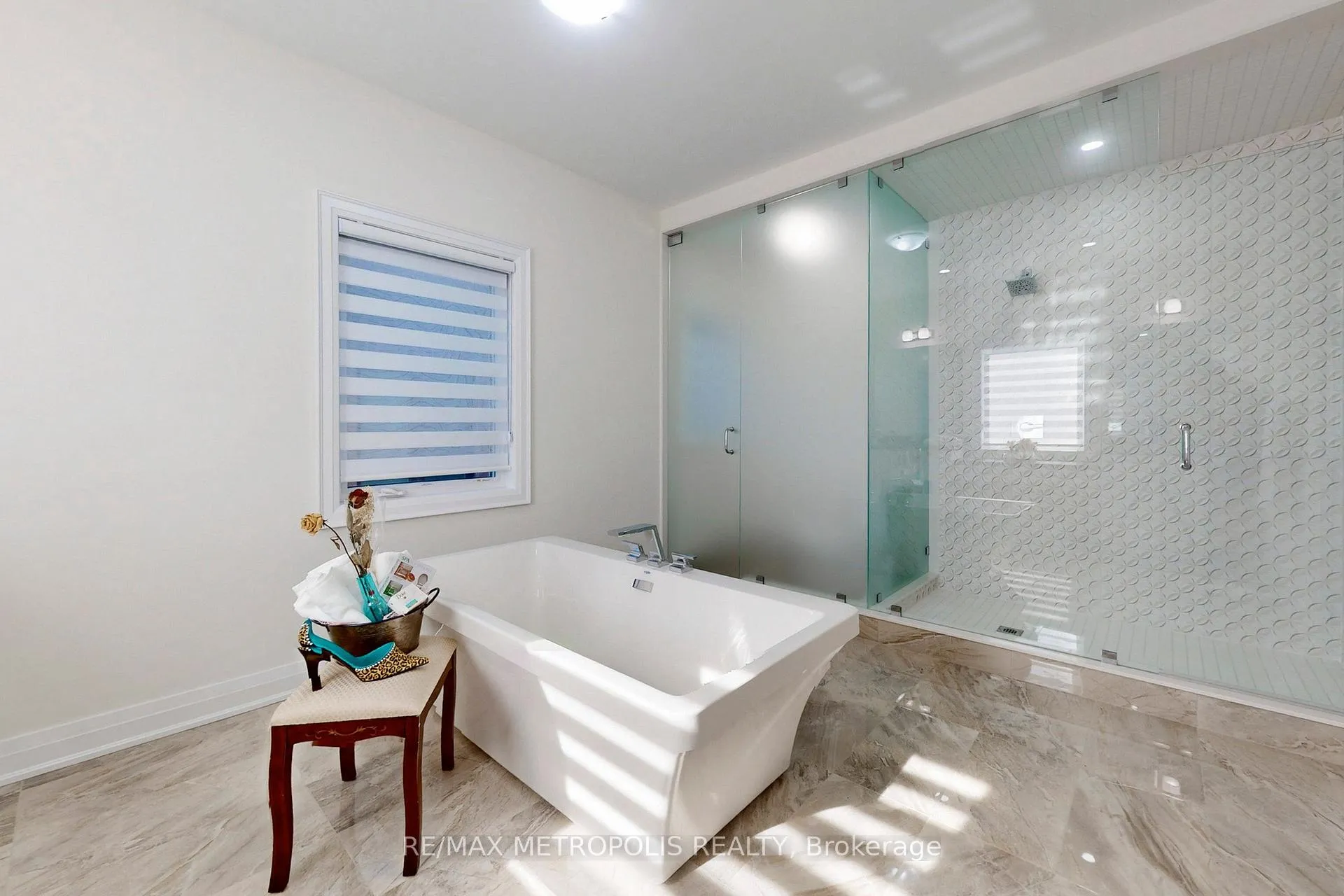 Photo 33 of 163 Ballantyne Boulevard, Vaughan, Vellore Village — HOMEH