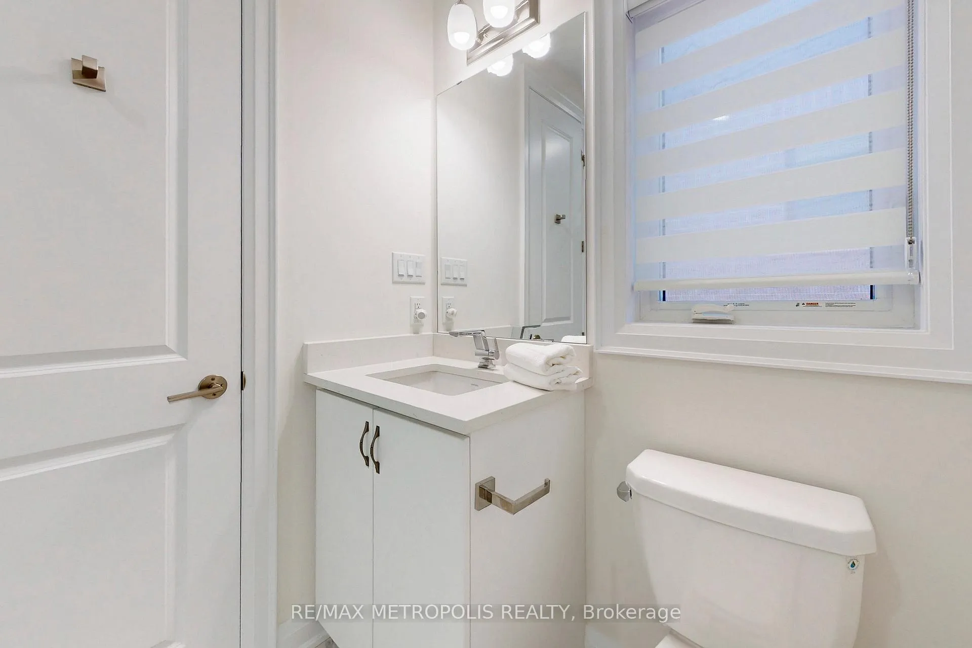 Photo 39 of 163 Ballantyne Boulevard, Vaughan, Vellore Village — HOMEH
