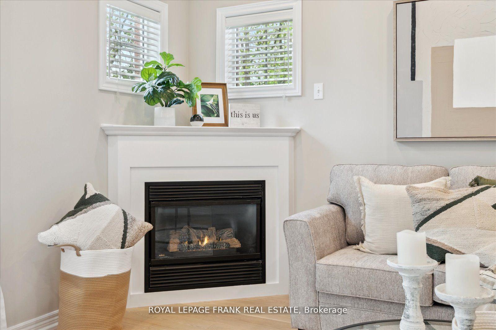 Photo 11 of 24 James Rowe Drive, Whitby, Williamsburg — HOMEH