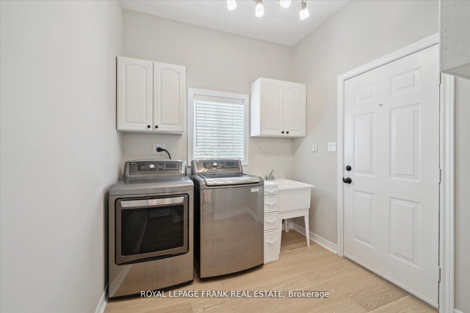 Photo 22 of 24 James Rowe Drive, Whitby, Williamsburg — HOMEH