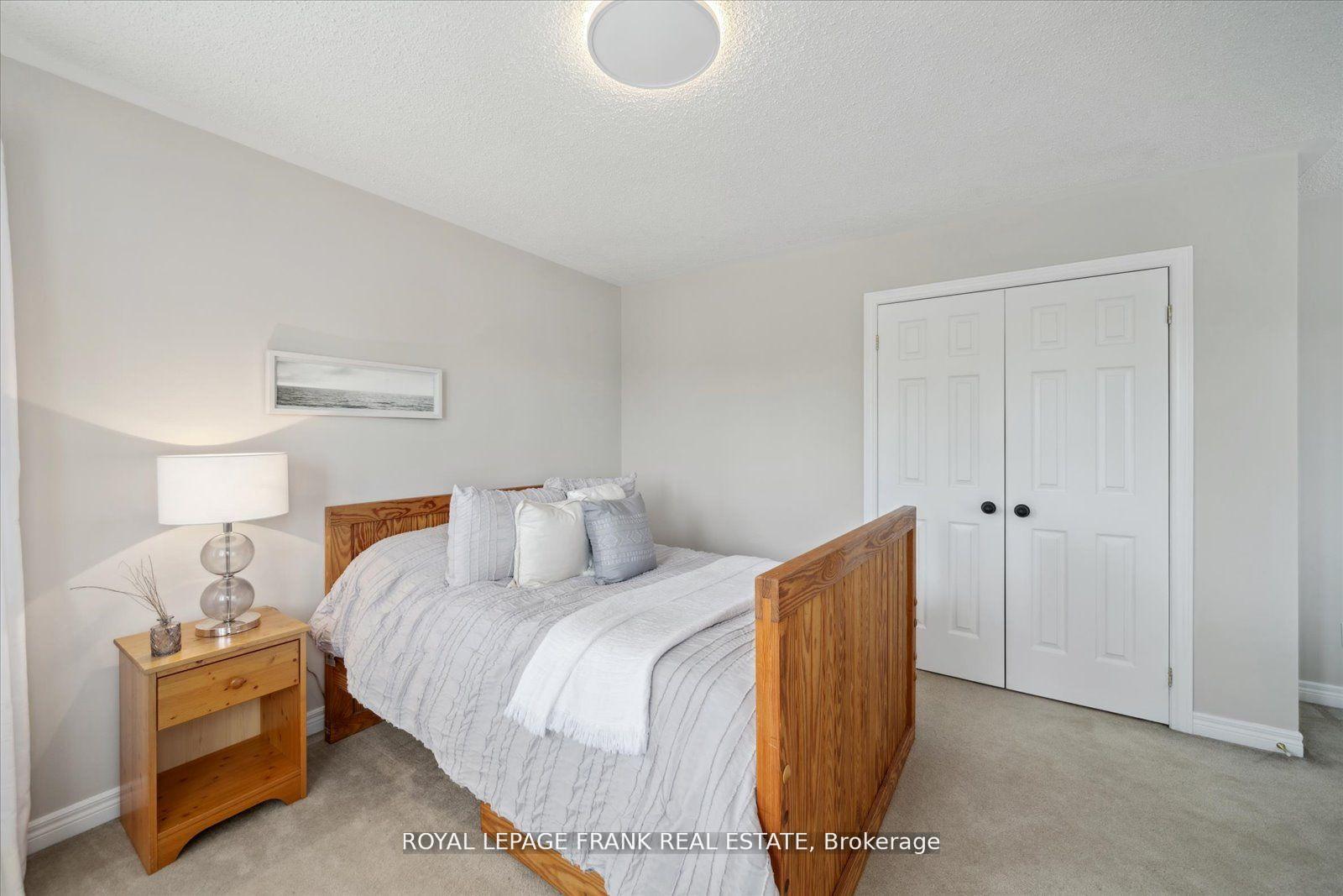 Photo 31 of 24 James Rowe Drive, Whitby, Williamsburg — HOMEH