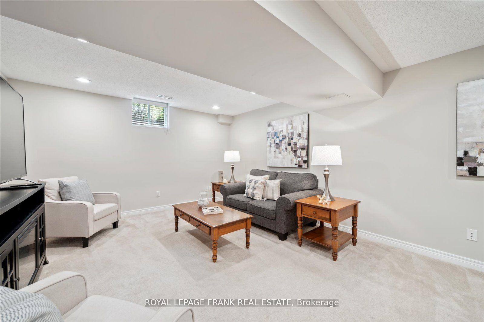 Photo 35 of 24 James Rowe Drive, Whitby, Williamsburg — HOMEH