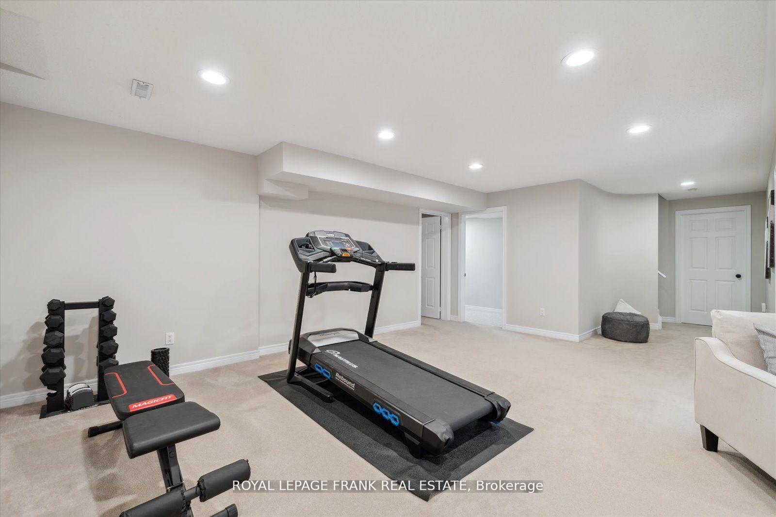 Photo 36 of 24 James Rowe Drive, Whitby, Williamsburg — HOMEH