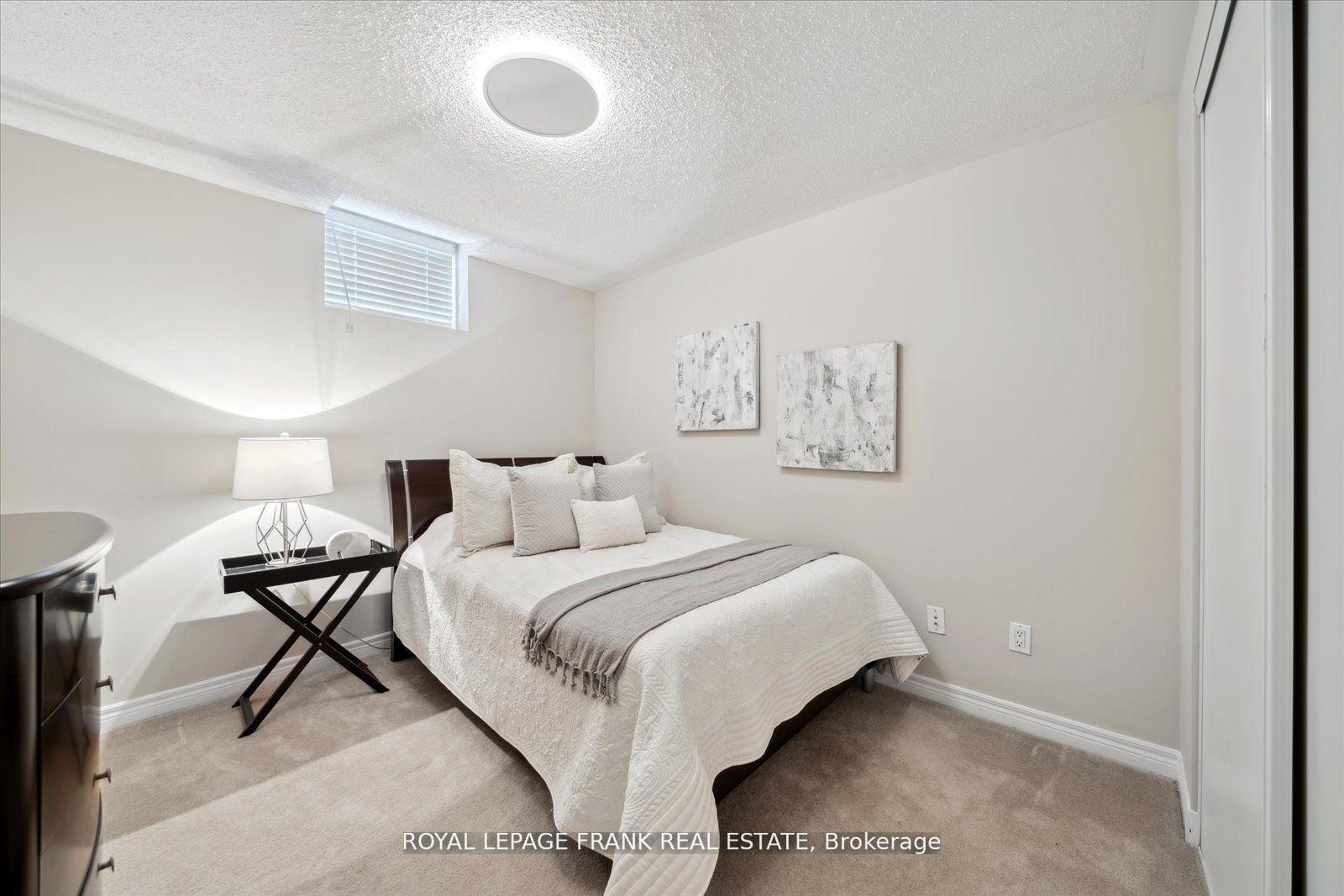 Photo 38 of 24 James Rowe Drive, Whitby, Williamsburg — HOMEH