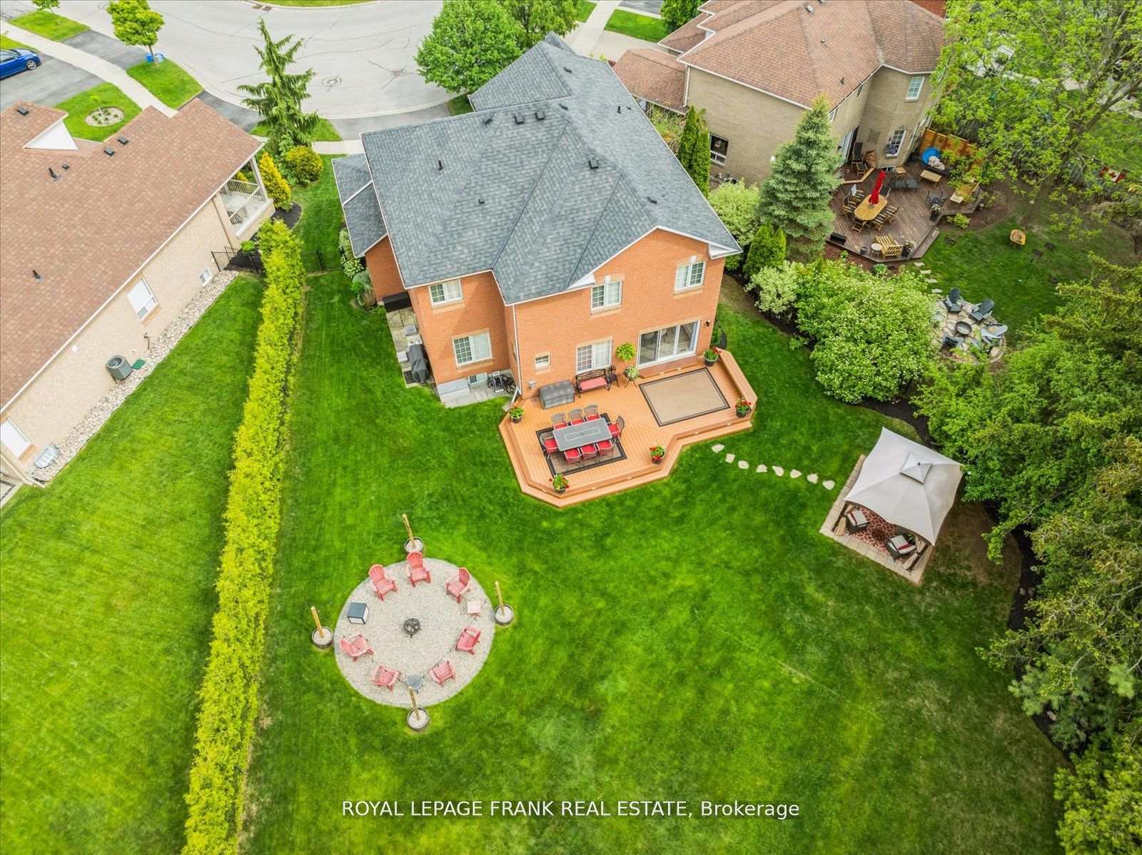 Photo 46 of 24 James Rowe Drive, Whitby, Williamsburg — HOMEH