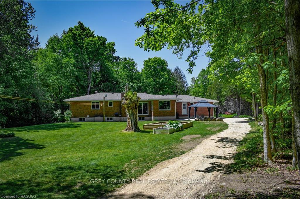 Photo 12 of 495155 Traverston Road N, West Grey — HOMEH