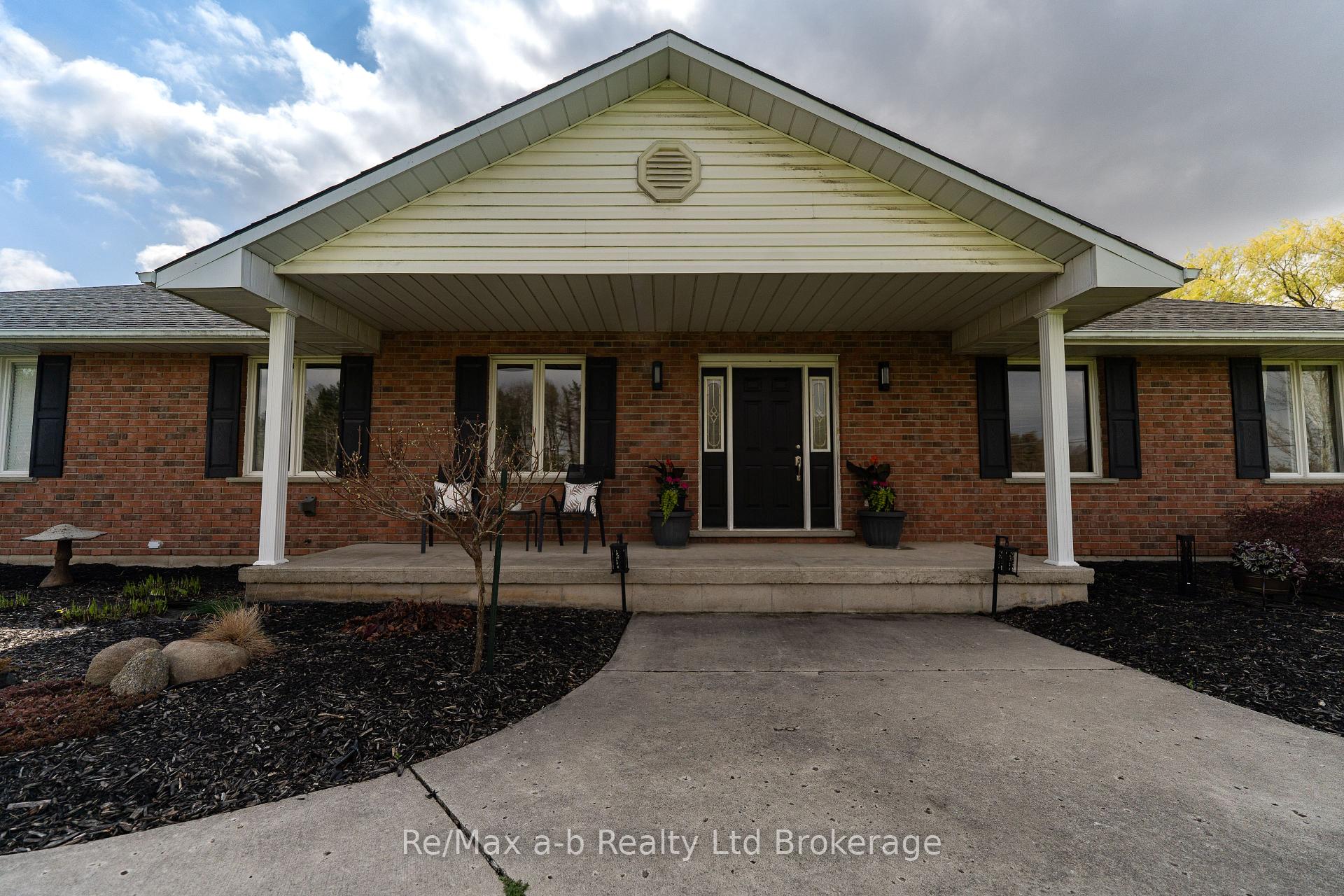 Photo 2 of 10884 Plank Road, Bayham, Rural Bayham — HOMEH