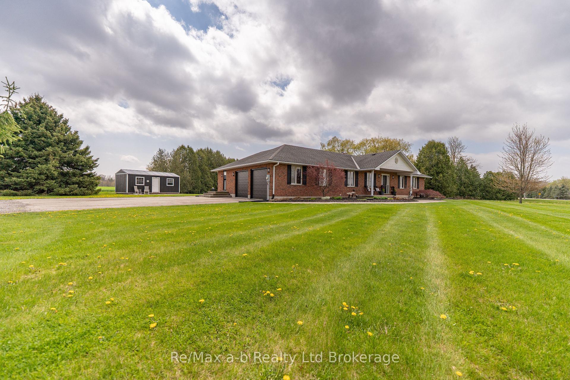 Photo 3 of 10884 Plank Road, Bayham, Rural Bayham — HOMEH