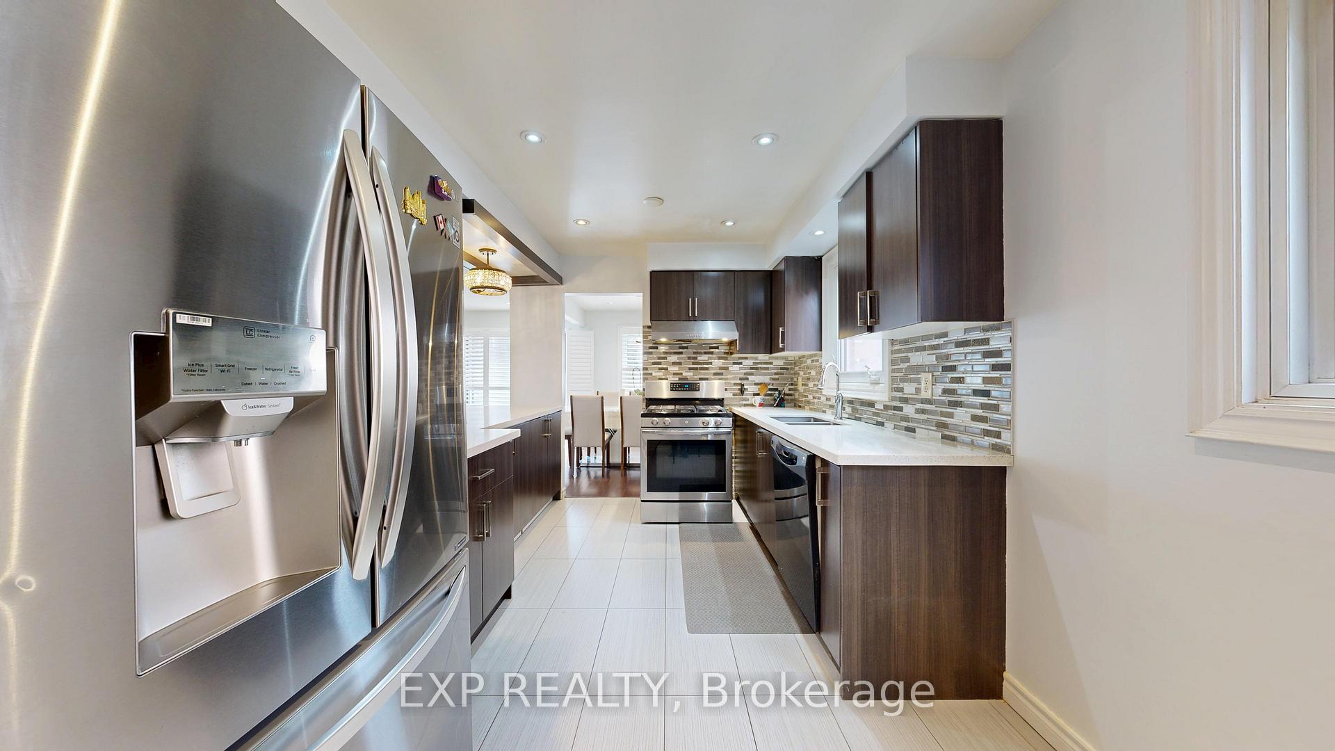 Photo 12 of 19 Riviera Drive, Vaughan, Glen Shields — HOMEH