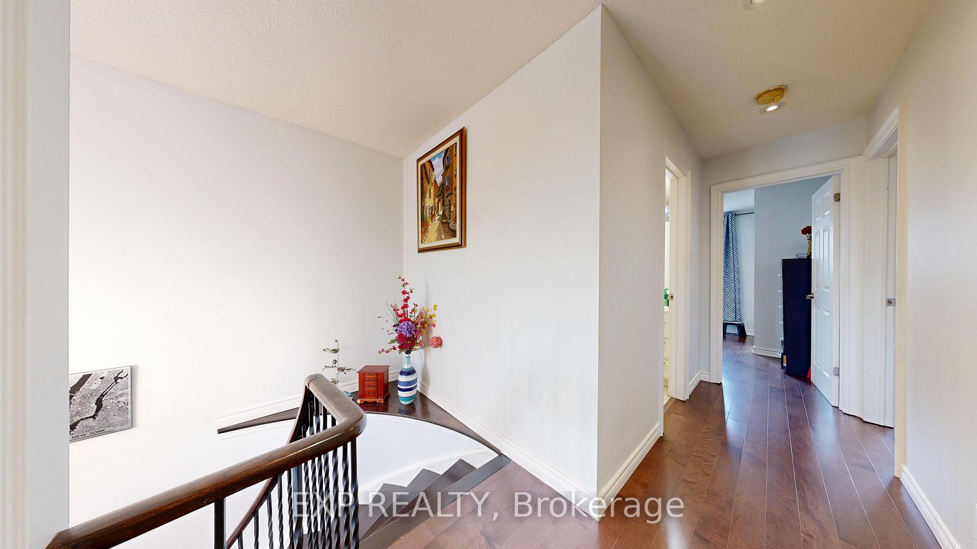 Photo 28 of 19 Riviera Drive, Vaughan, Glen Shields — HOMEH