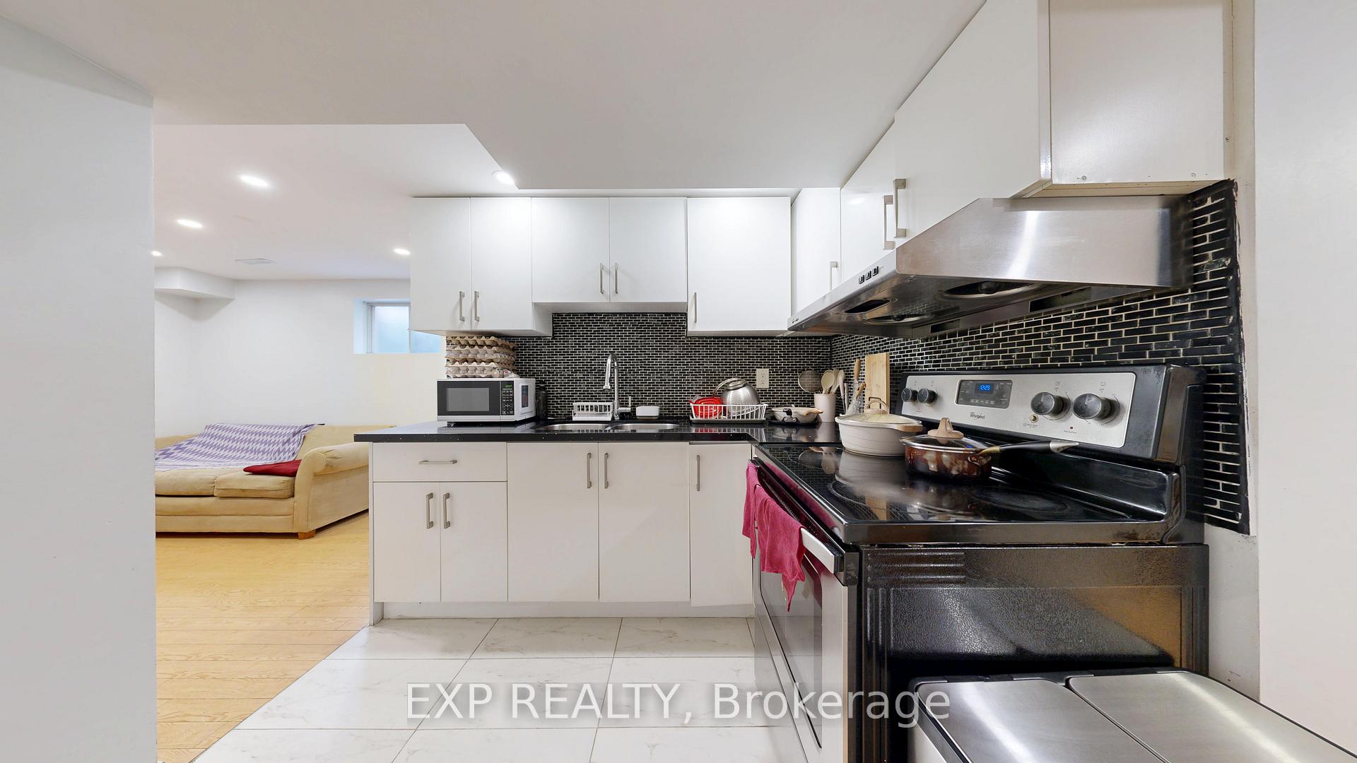 Photo 41 of 19 Riviera Drive, Vaughan, Glen Shields — HOMEH
